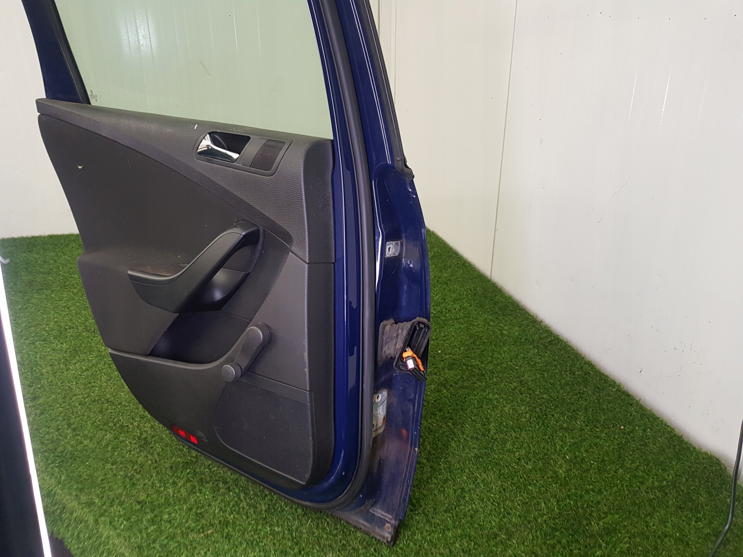 tür links heck VOLKSWAGEN PASSAT B6