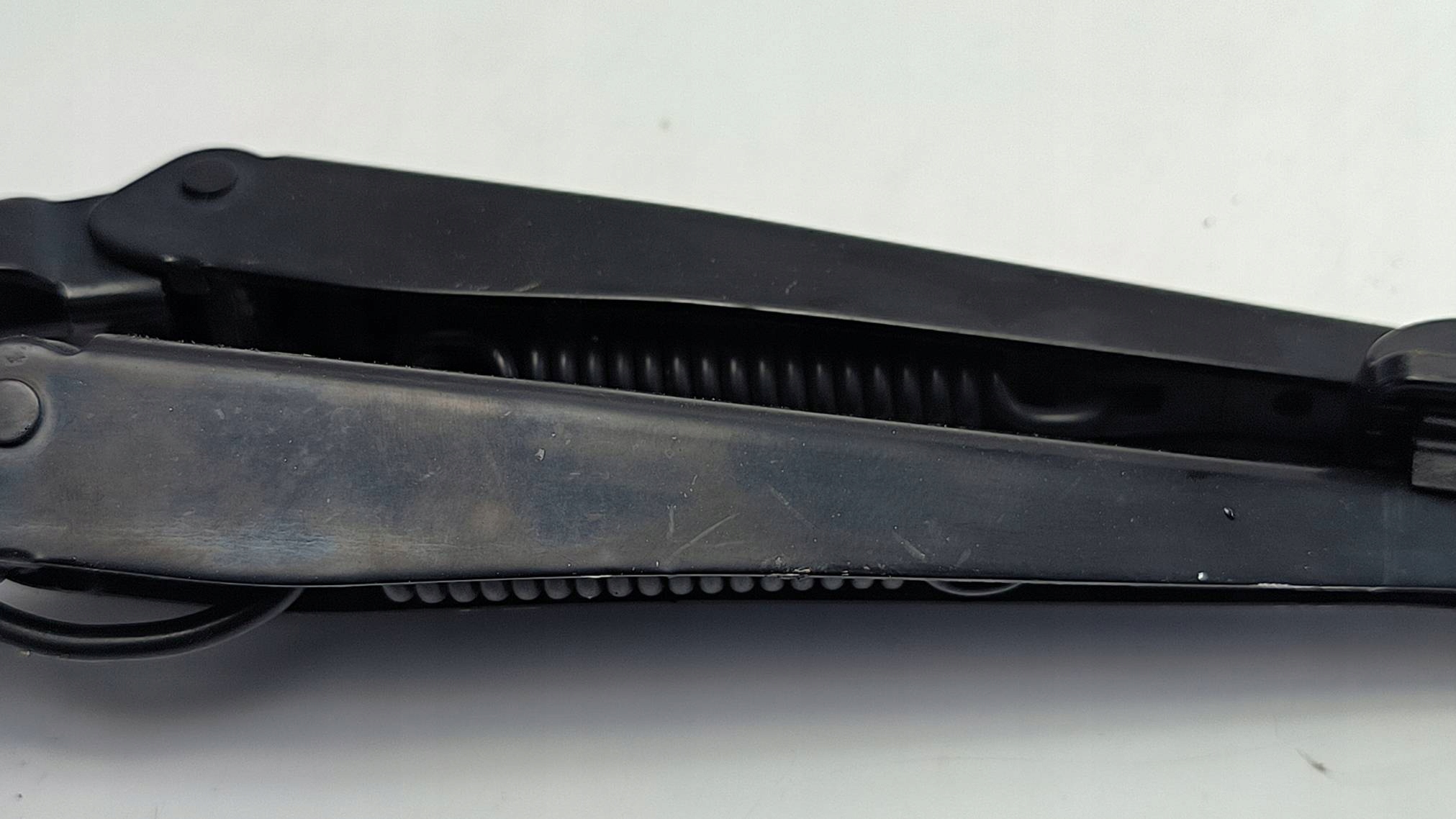 wiper arm front VOLVO V60 and LIFT R-design
