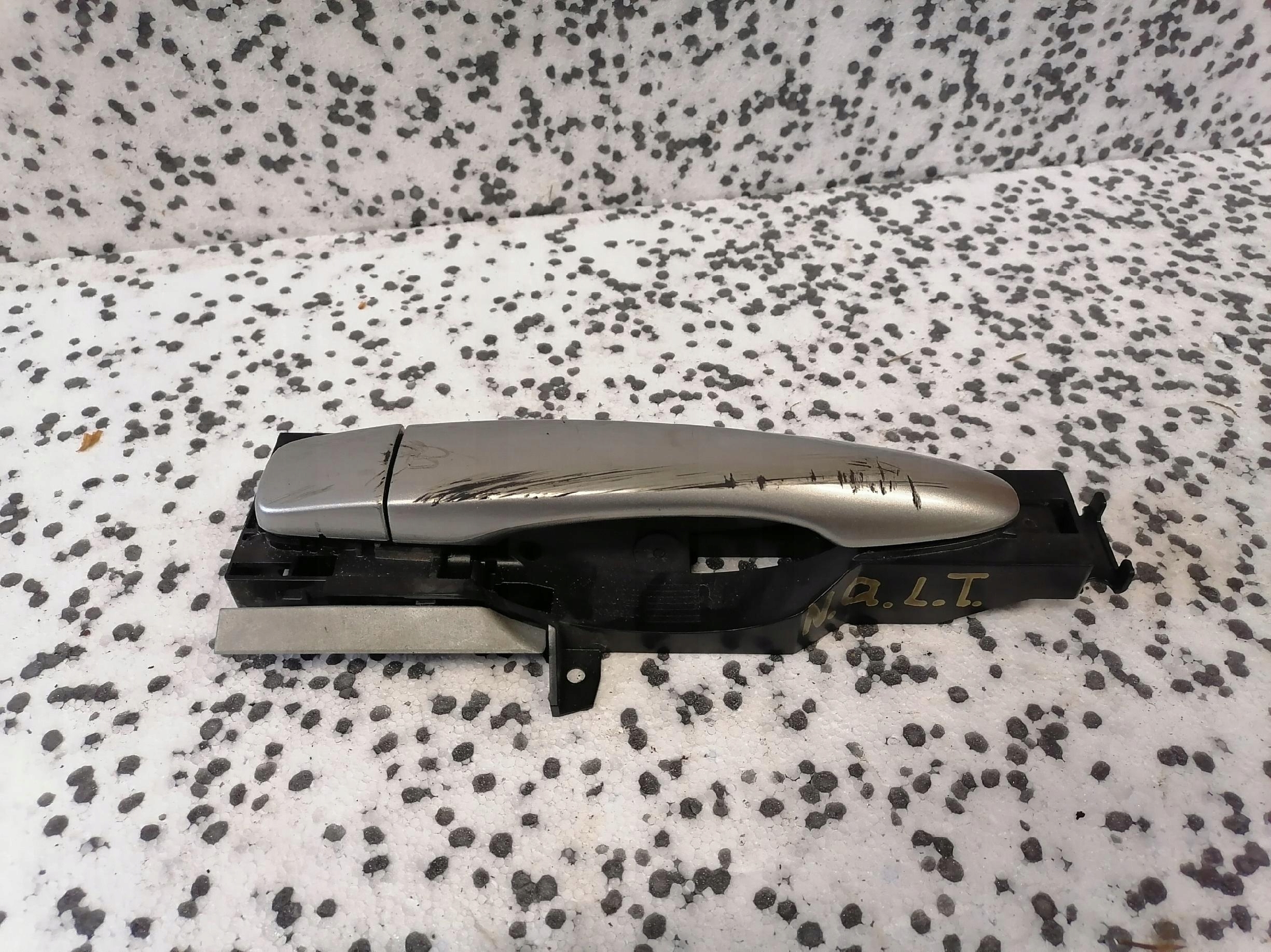 QASHQAI II J11 handle exterior left rear part