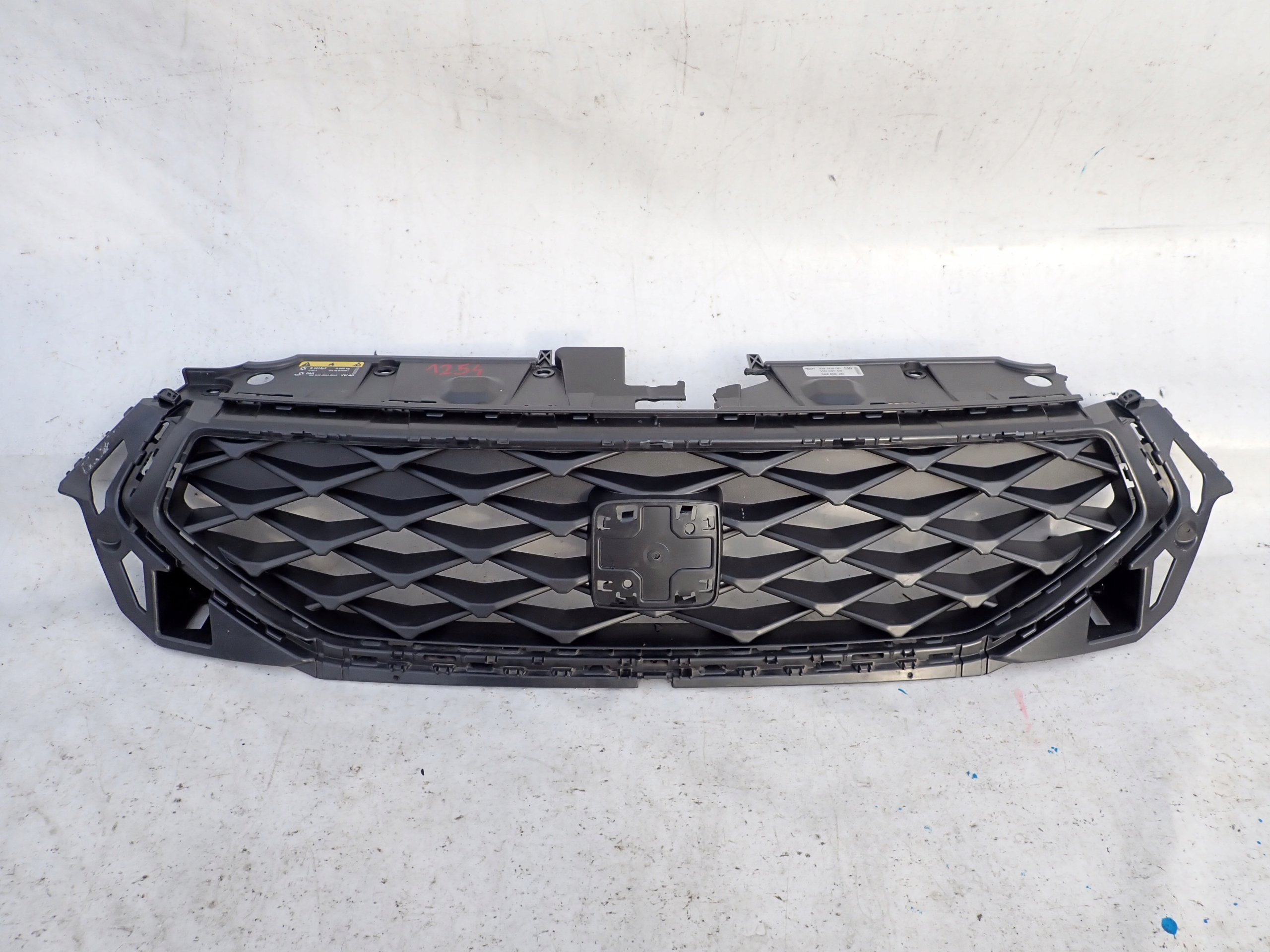 SEAT ATECA LIFT 20- grill grille radiator