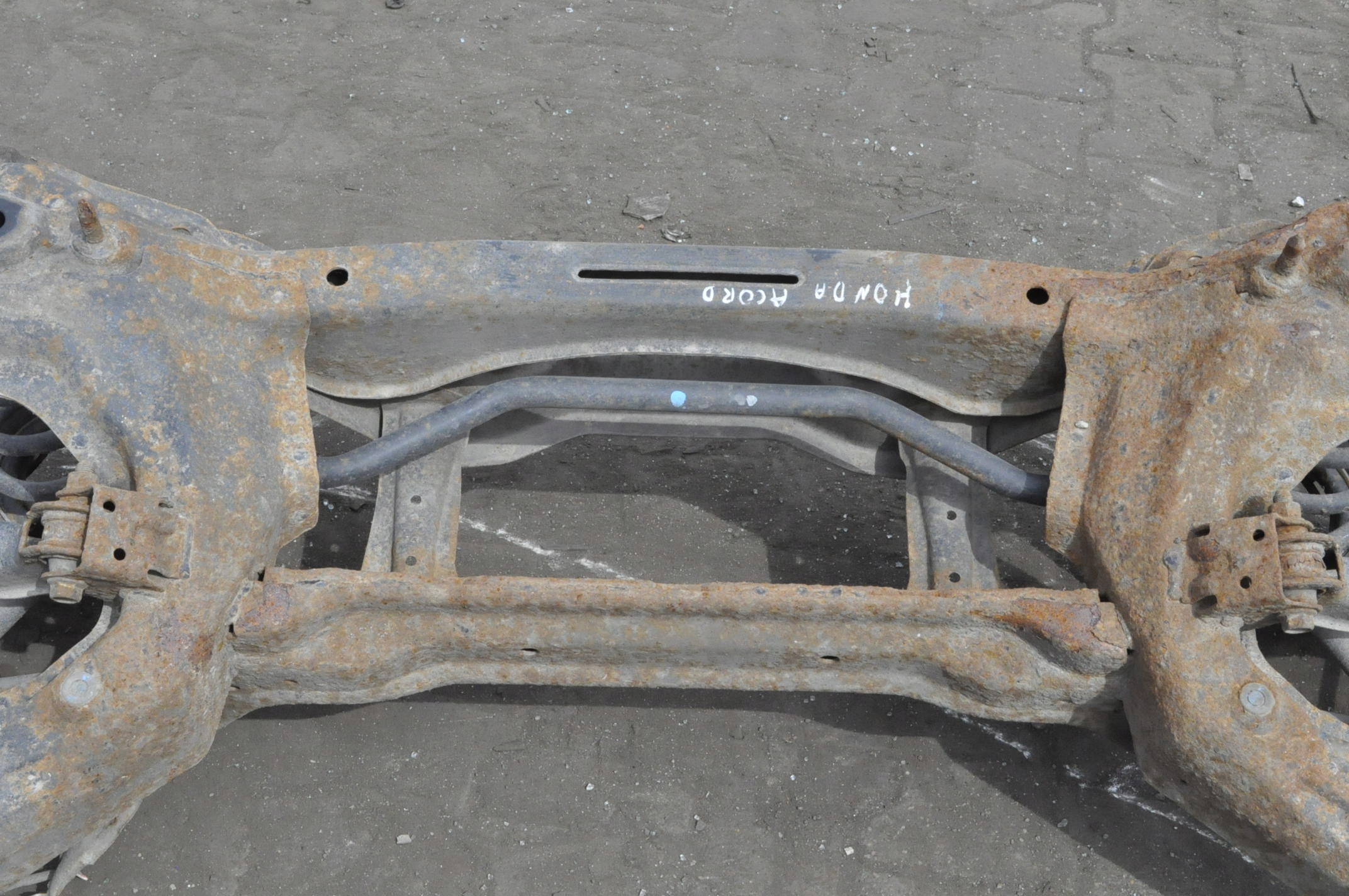 ACCORD VII KOMBI 2.2 i-CTDi ZAWIESZENIE BELKA TYŁ Typ samochodu Samochody osobowe