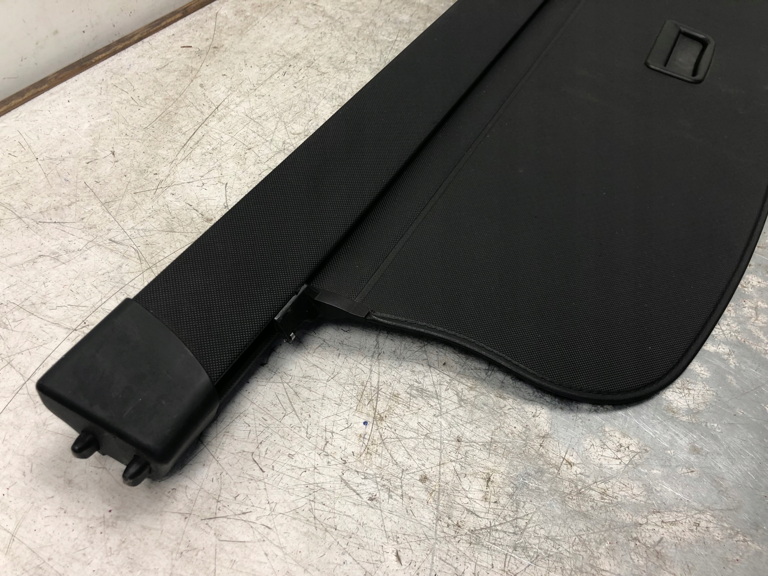 blinds boot AUDI A4 B8 KOMBI 8K9863553