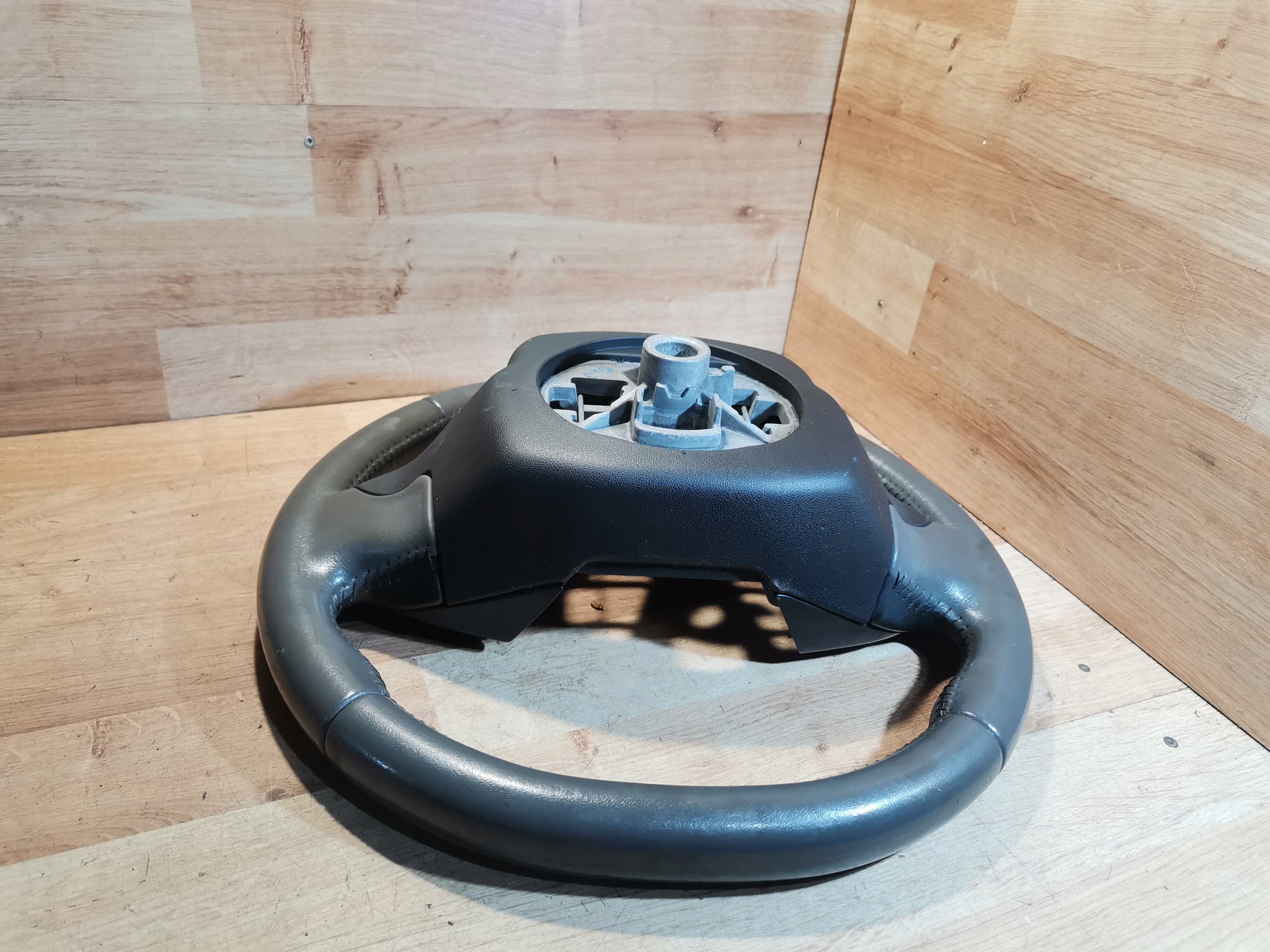 lenkrad MULTIFUNKCYJNA CITROEN C4 CACTUS 98031272YC