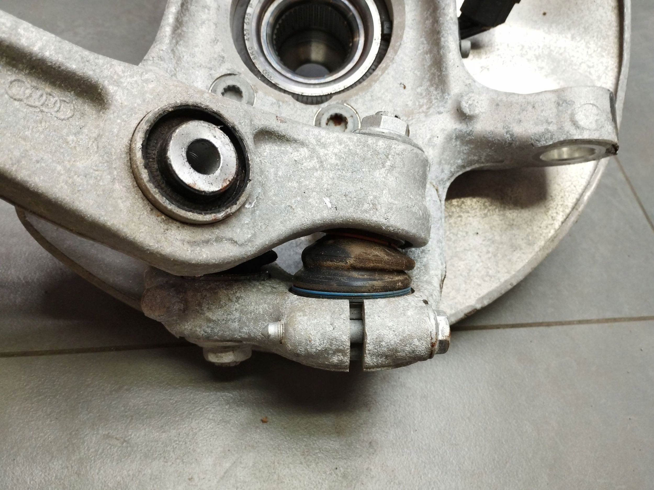 Audi A5 Sportback 8TA swing left front 4G0407241D