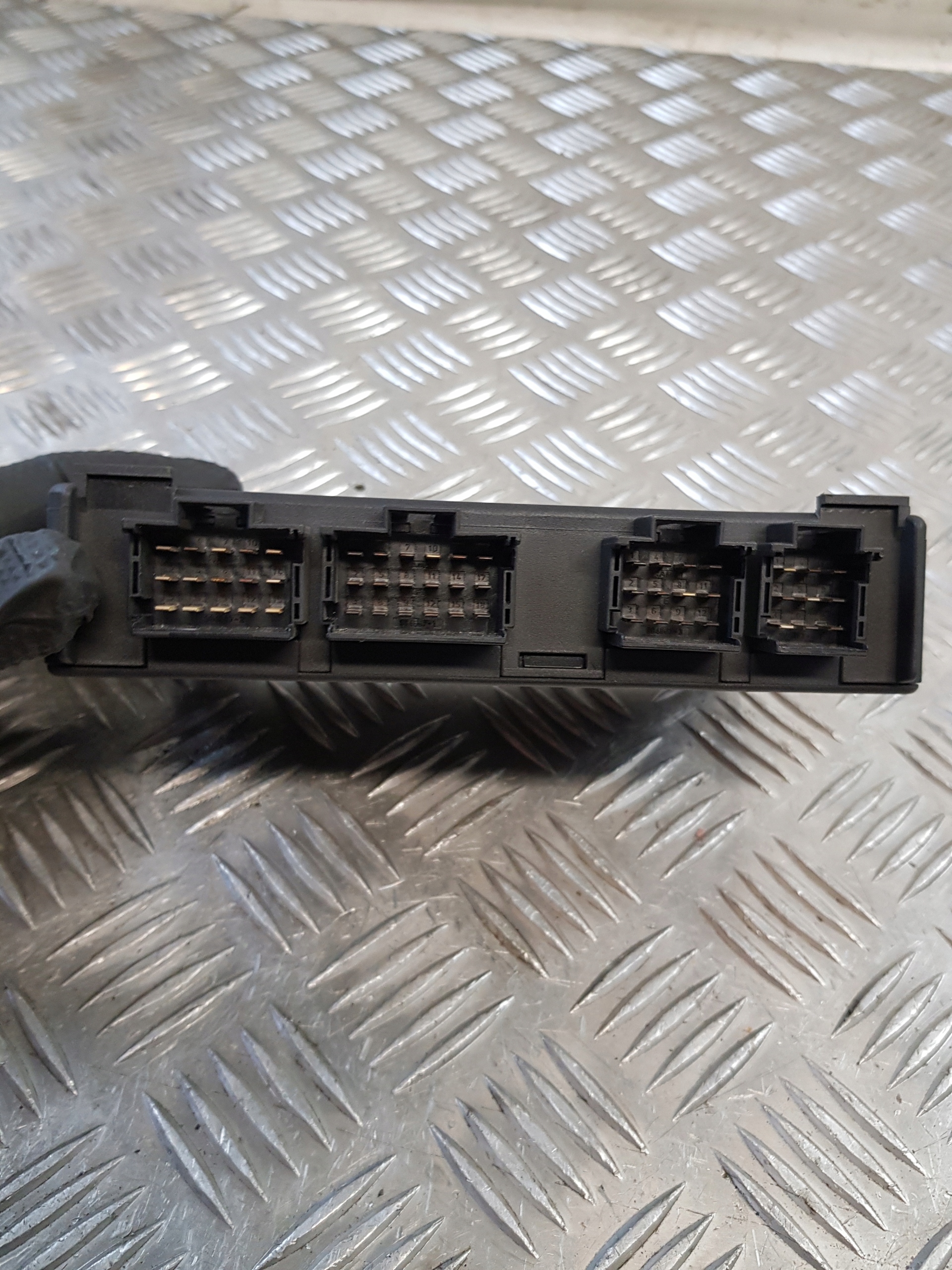 control unit MERCEDES 0004462035