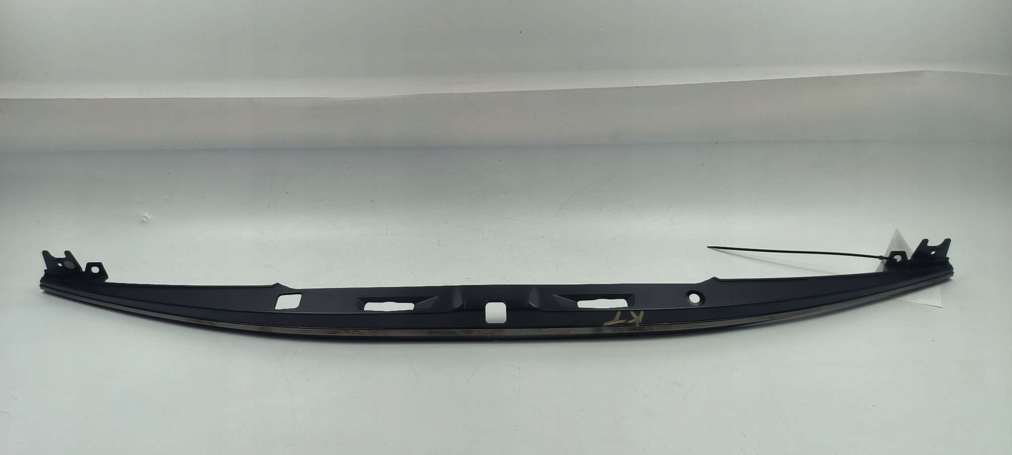cap bonnet 76811-33320 LEXUS ES300H VII