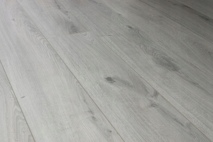 PANELE PODŁOGOWE KRONOTEX AMAZONE AC5 10MM V4-FUGA Kolekcja AMAZONE