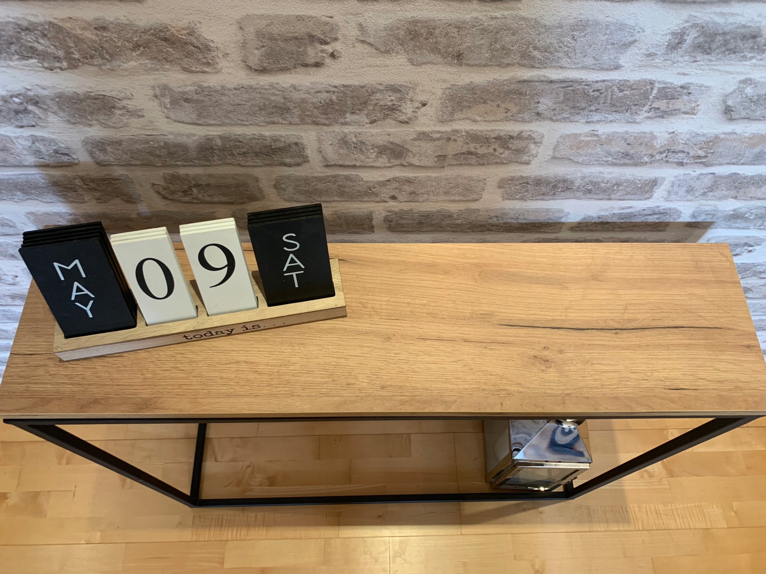 KONSOLKA TOALETKA METALOWA LOFT NA WYMIAR DO 180CM Głębokość mebla 1.5 cm