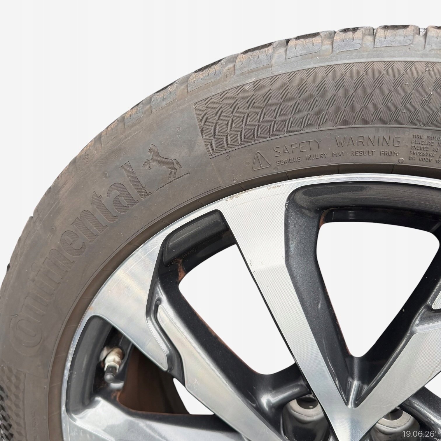 discs wheels tyres TOYOTA C-HR II CONTINENTAL 225/50/18" 6MM winter M+S