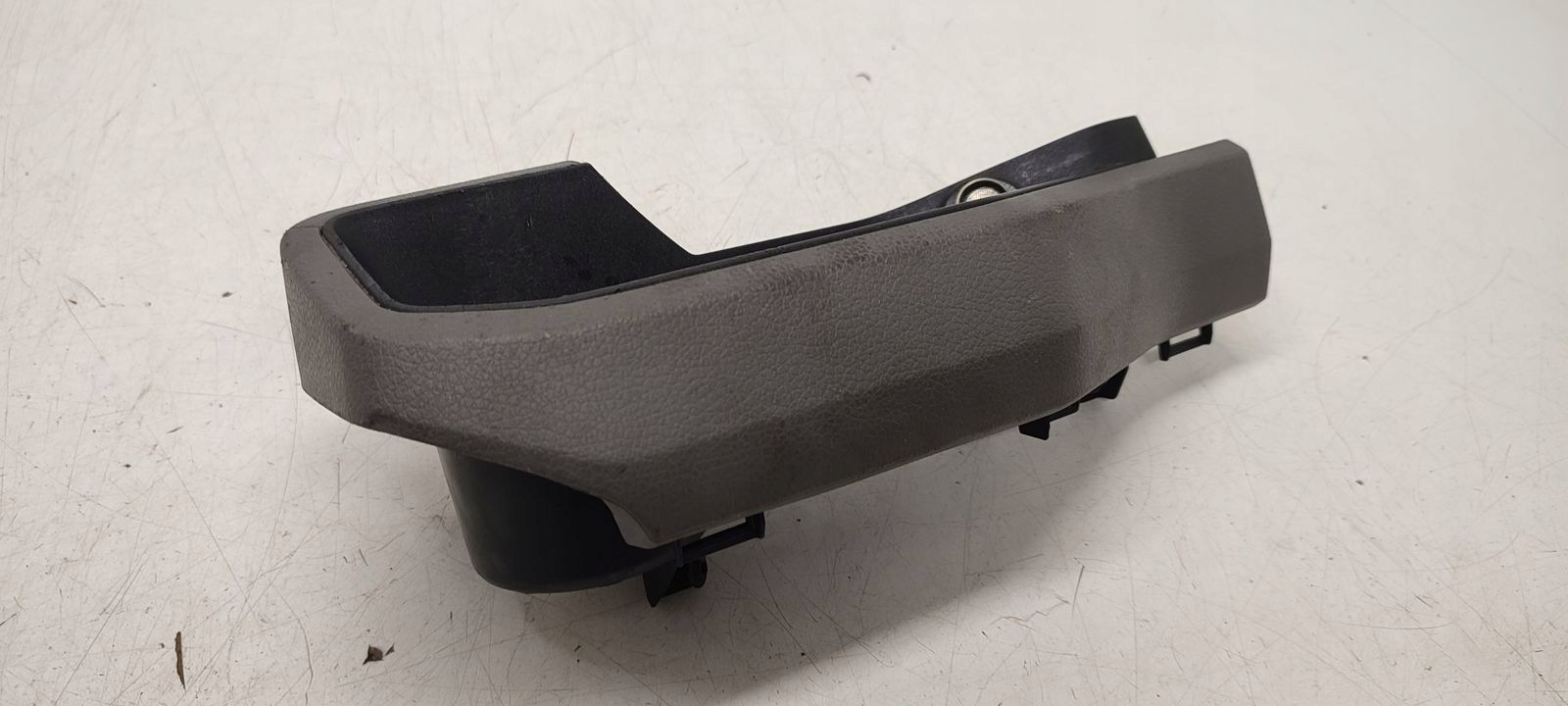 bracket for kubek kubki VW Crafter II 7C0