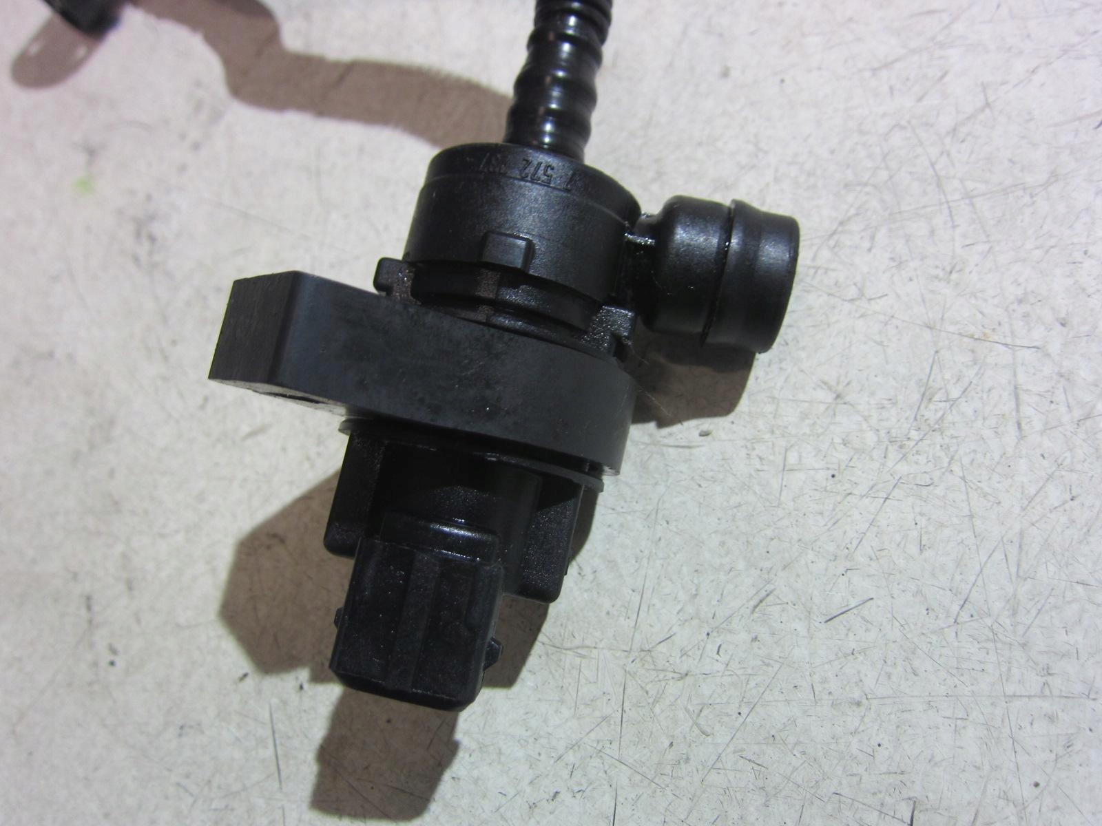 BMW X5 E70 N52 E90 Sensor ODPOWIETRZAJACY 7572237