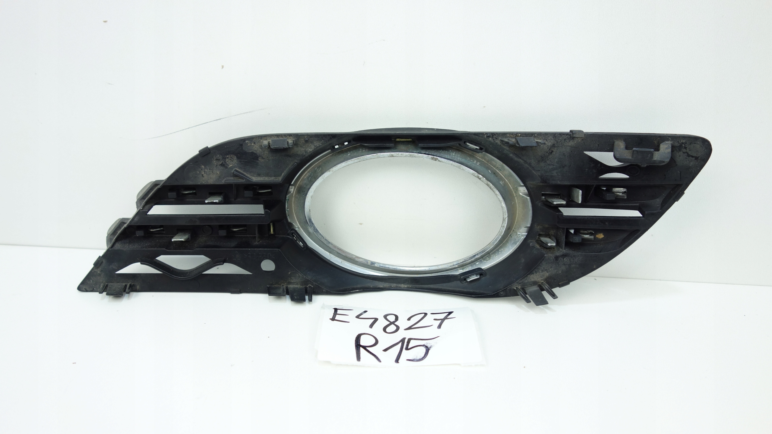 grid frame fog lights right front MERCEDES E W211 A2118850822