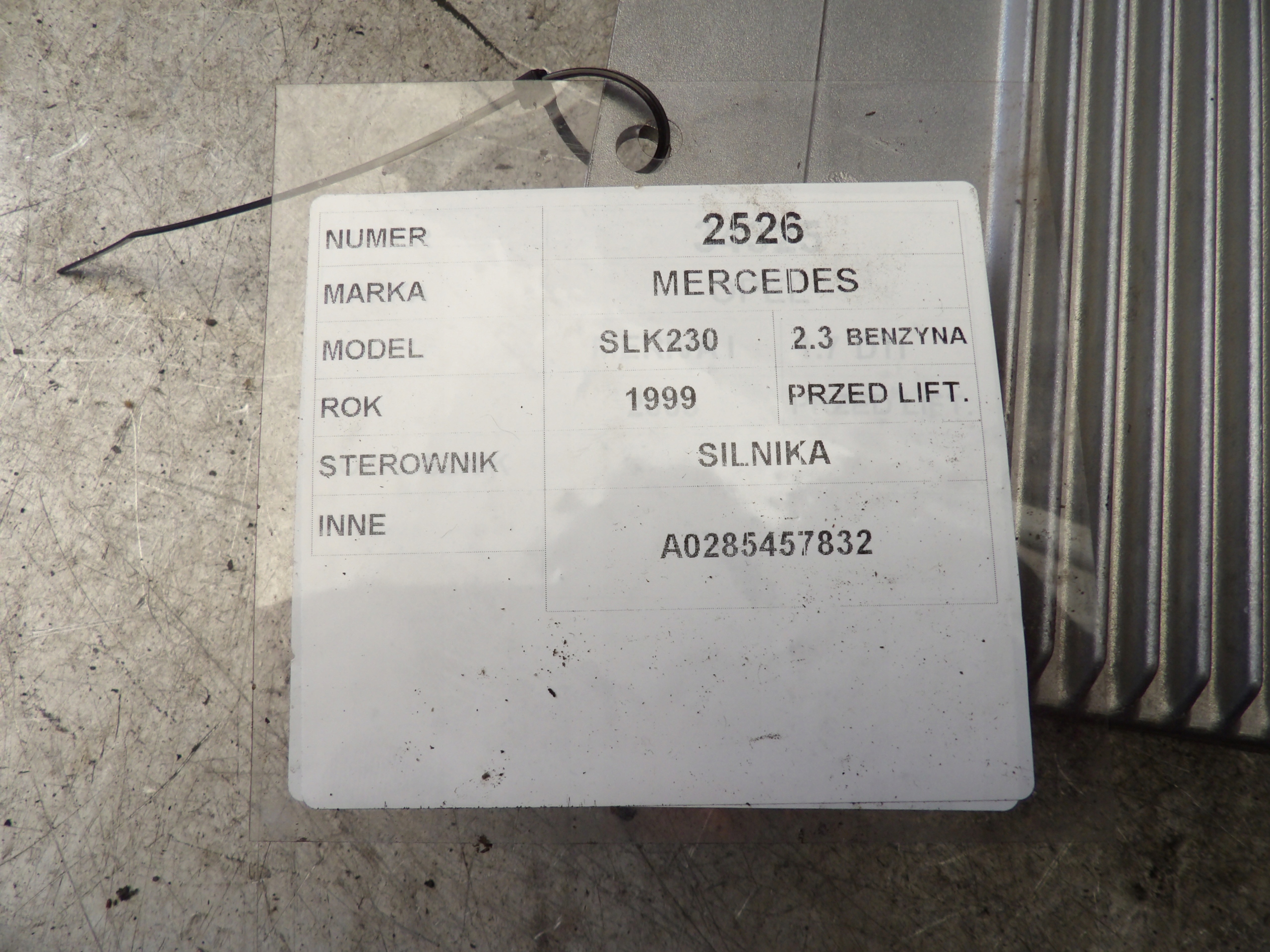 Mercedes SLK 230 W170 computer, control unit 2,3B A0285457832 0261206570