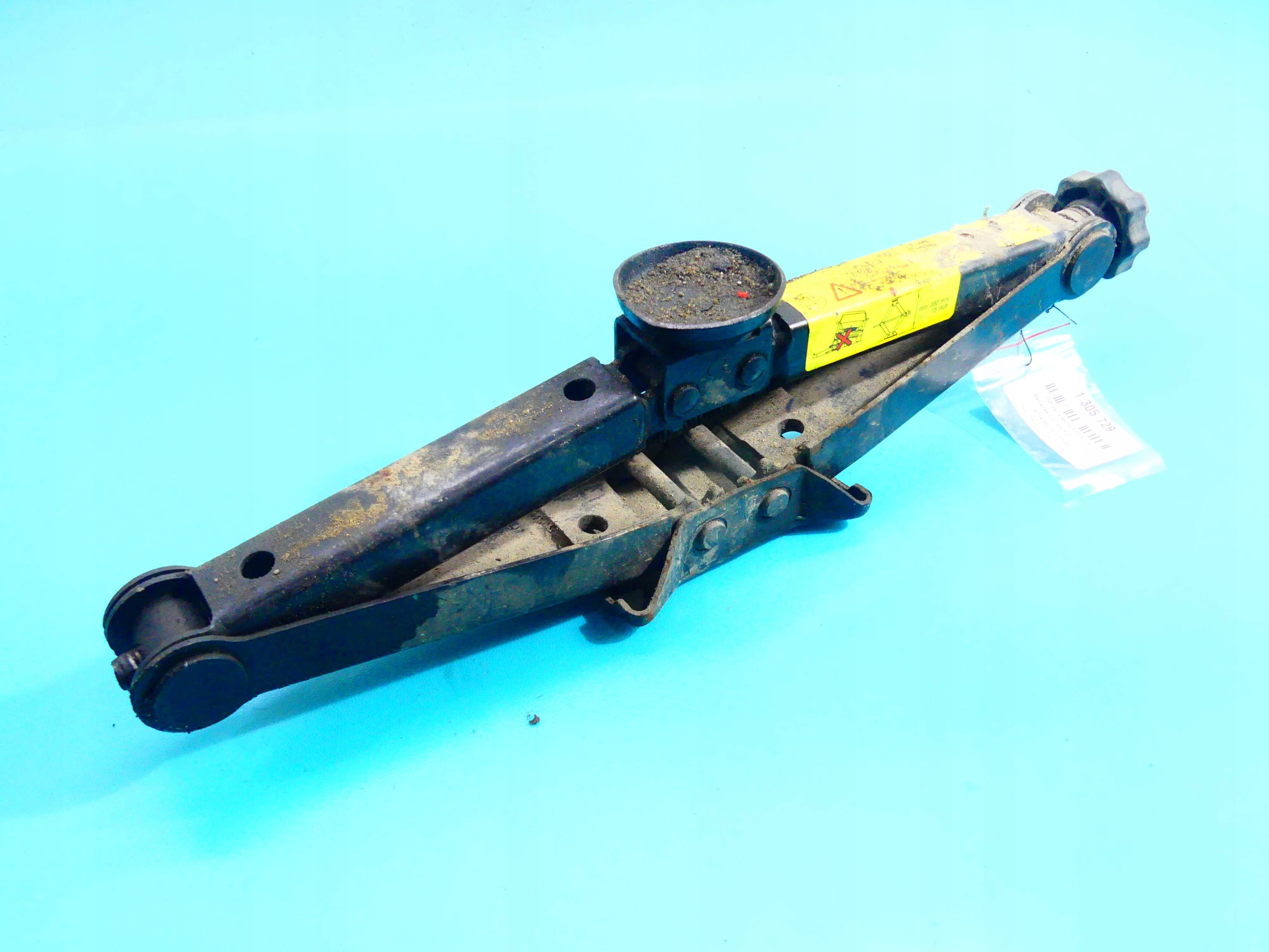 LEWAREK PODNOŚNIK SAMOCHODOWY MERCEDES VITO W639