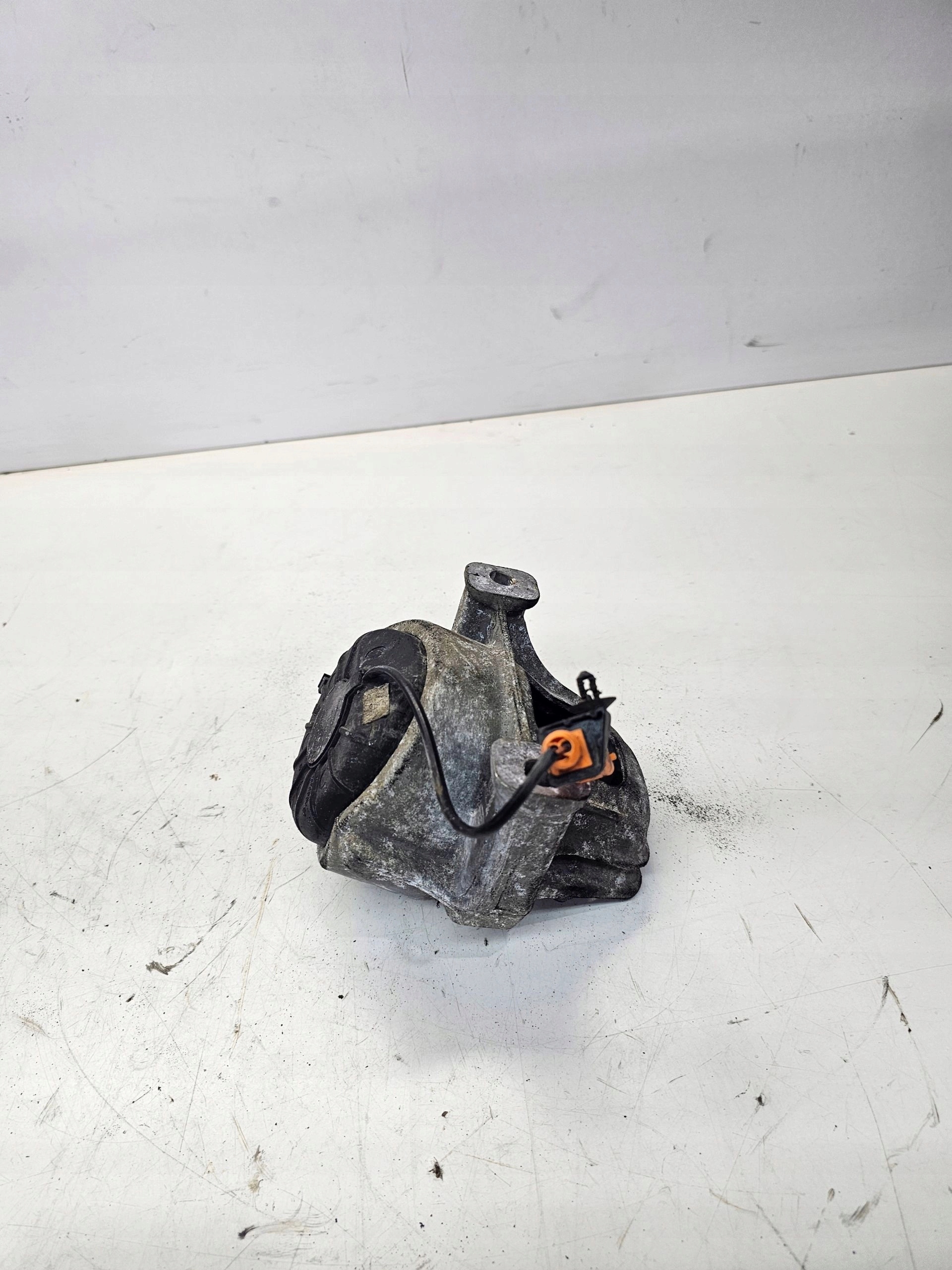 motorlager L P AUDI A4 B8 A5 Q5 8K0199381PE