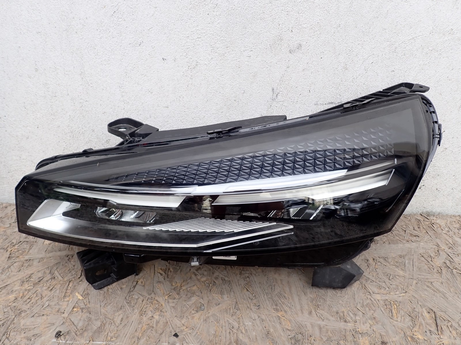light left REFLEKTOR left FULL LED RENAULT CLIO 5 V LIFT 2023- 260600149R