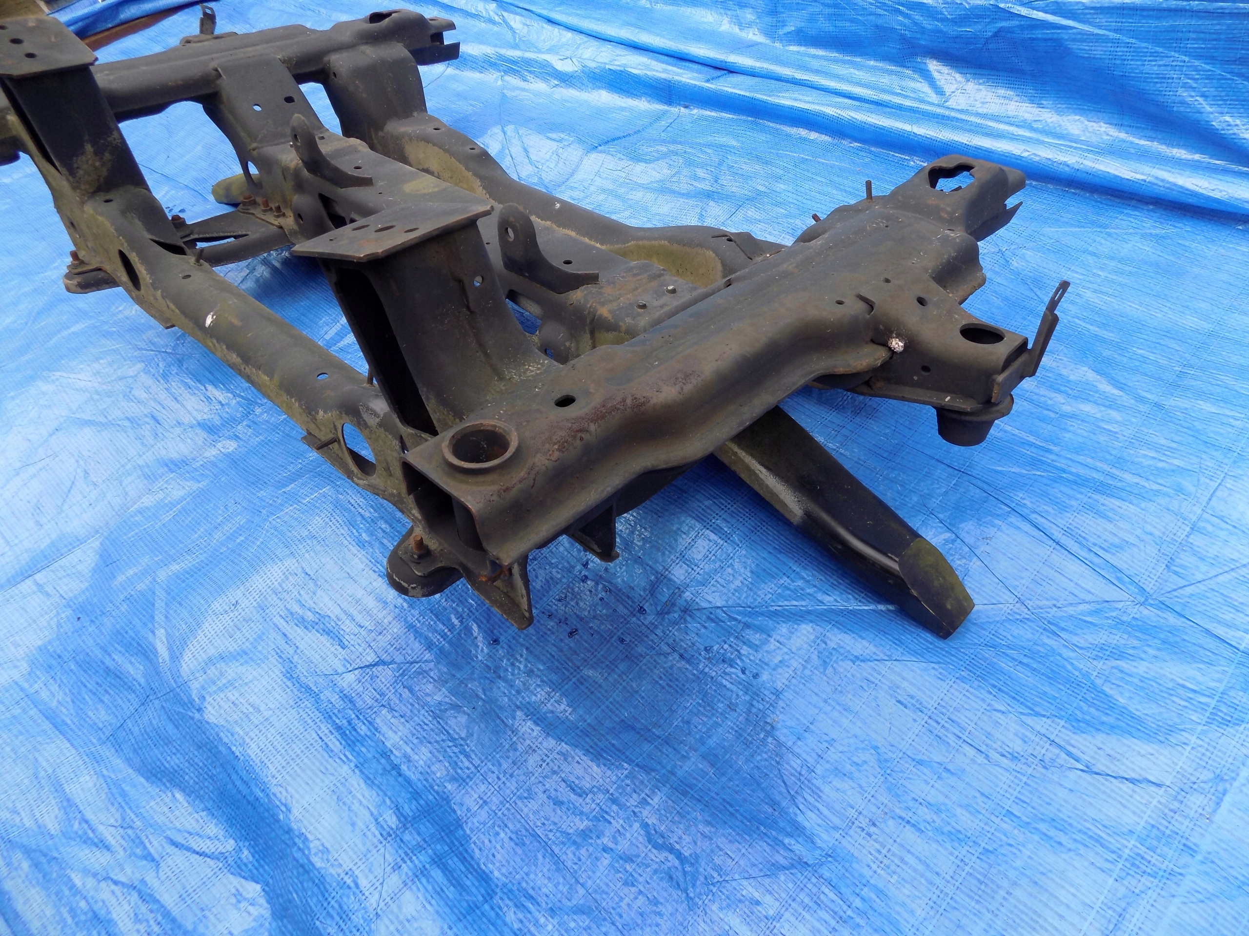 axle beam subframe axle beam MERCEDES SPRINTER 906 2,2CDI