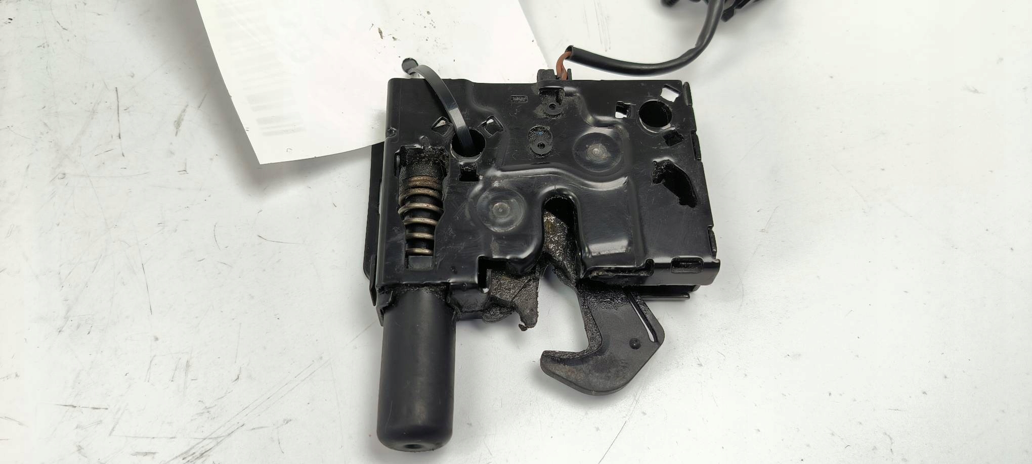 bonnet latch lock 3V0623509B SKODA SUPERB III