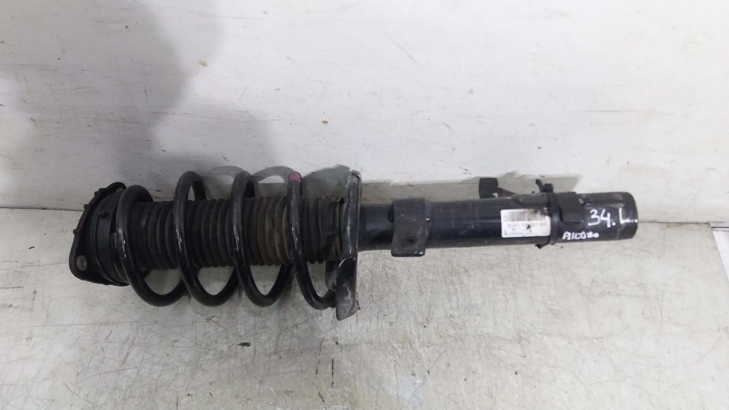 shock absorber front left 8V41-18K001-EA Ford Kuga MK1 2.0TDCI