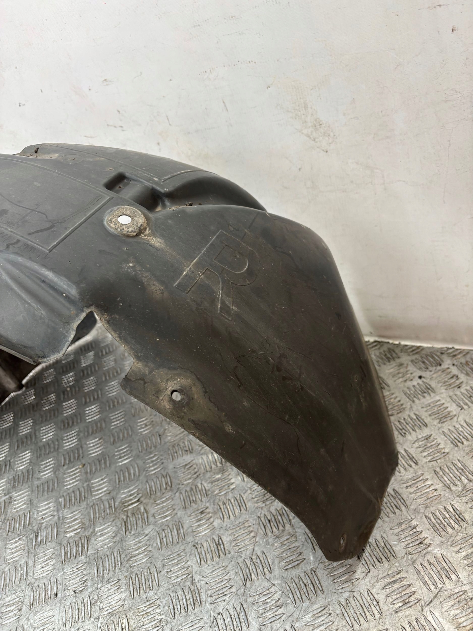 mudguard front front right FORD B-MAX