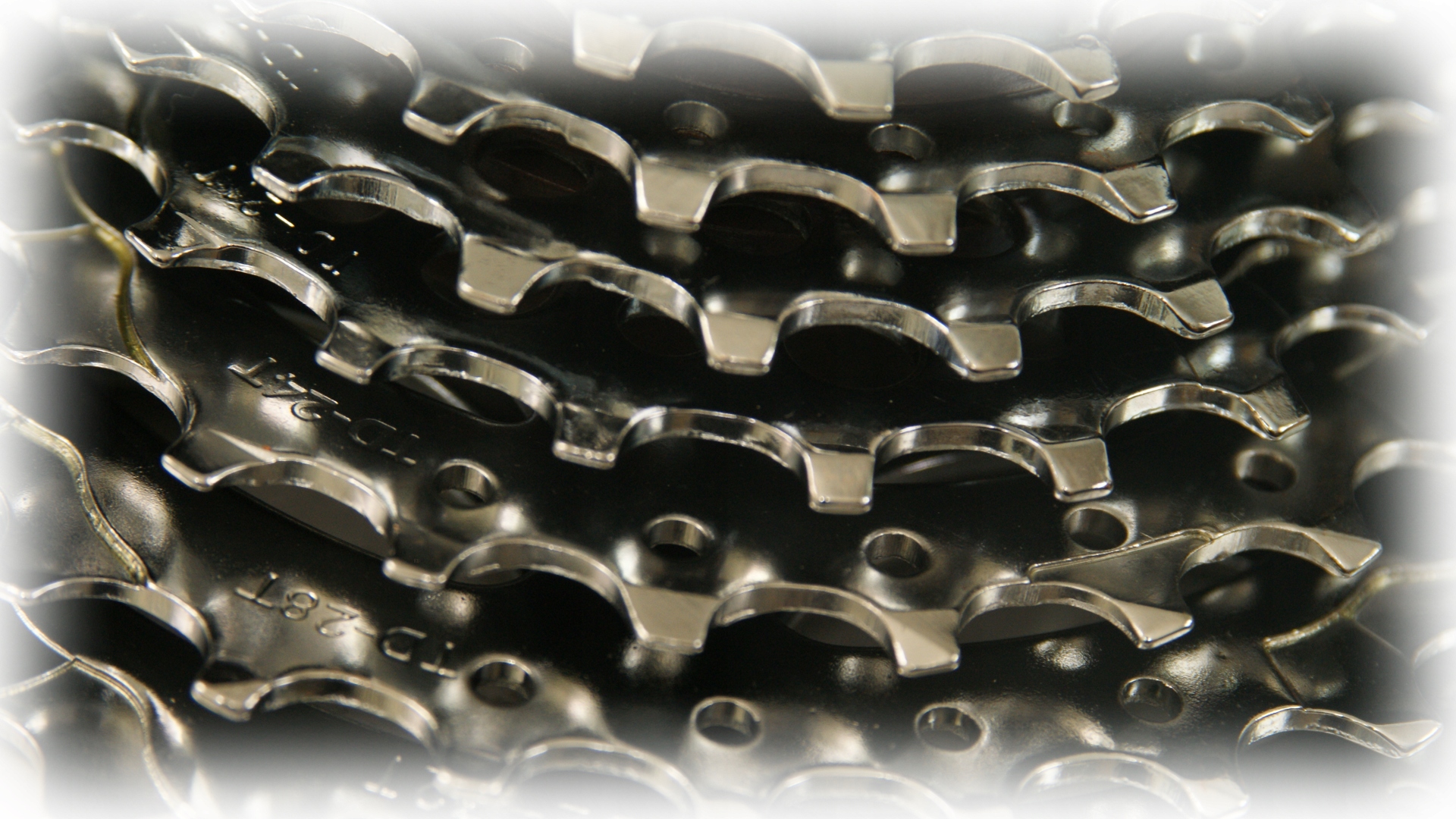 Wolnobieg 9-rzędowy 13-32T VENTURA MTB E-bike nakręcany kompat. z Shimano Model 9S CP