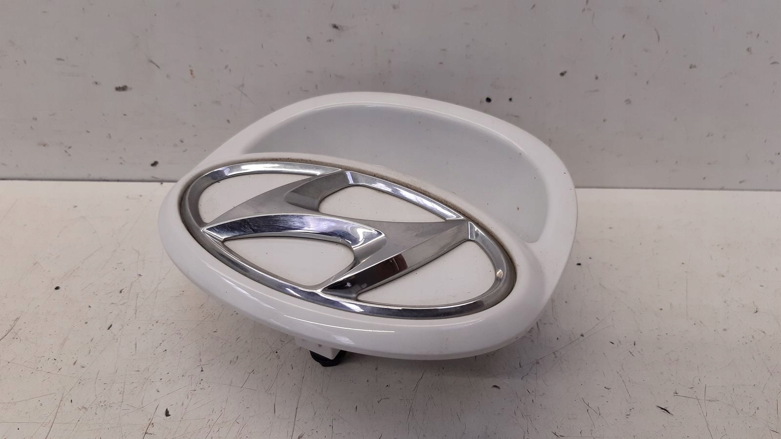 handle bonnet biala Hyundai i30 and 1,4 16V