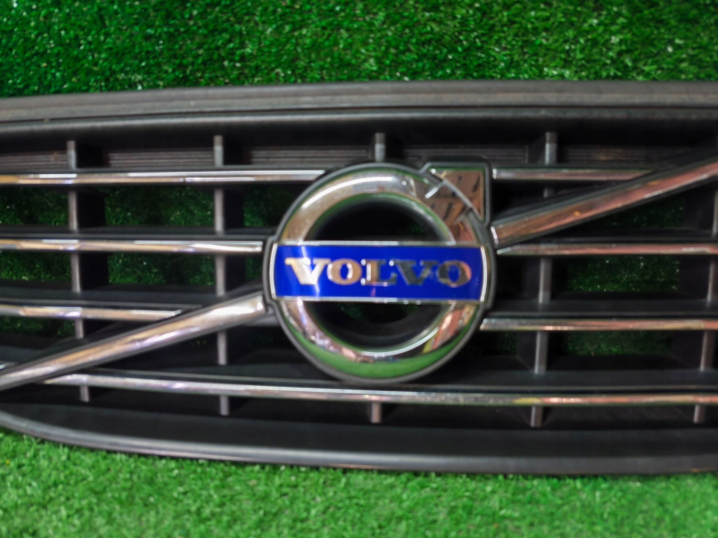 grill grille radiator VOLVO XC60 LIFT NR.220