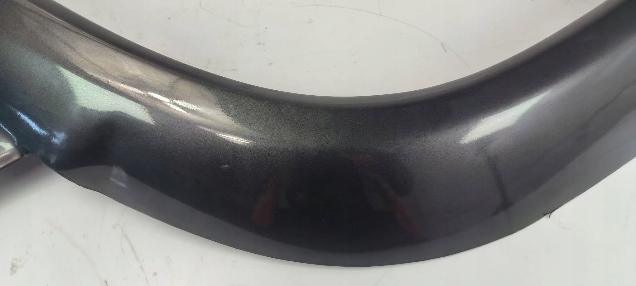 DEKOR moulding MB679791 MITSHUBISHI PAJERO