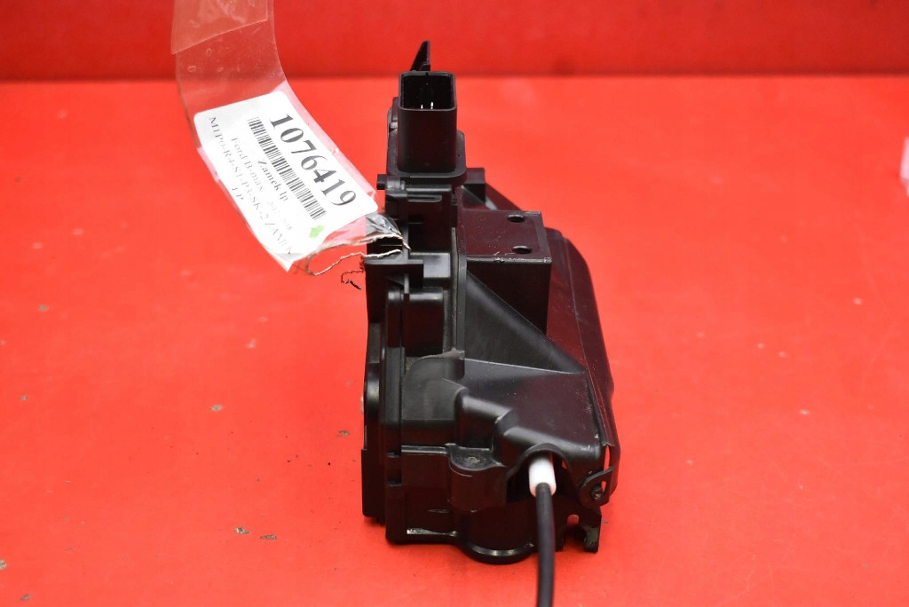 lock door left front front EU AV1A-R21813-CC FORD B-MAX 12-18