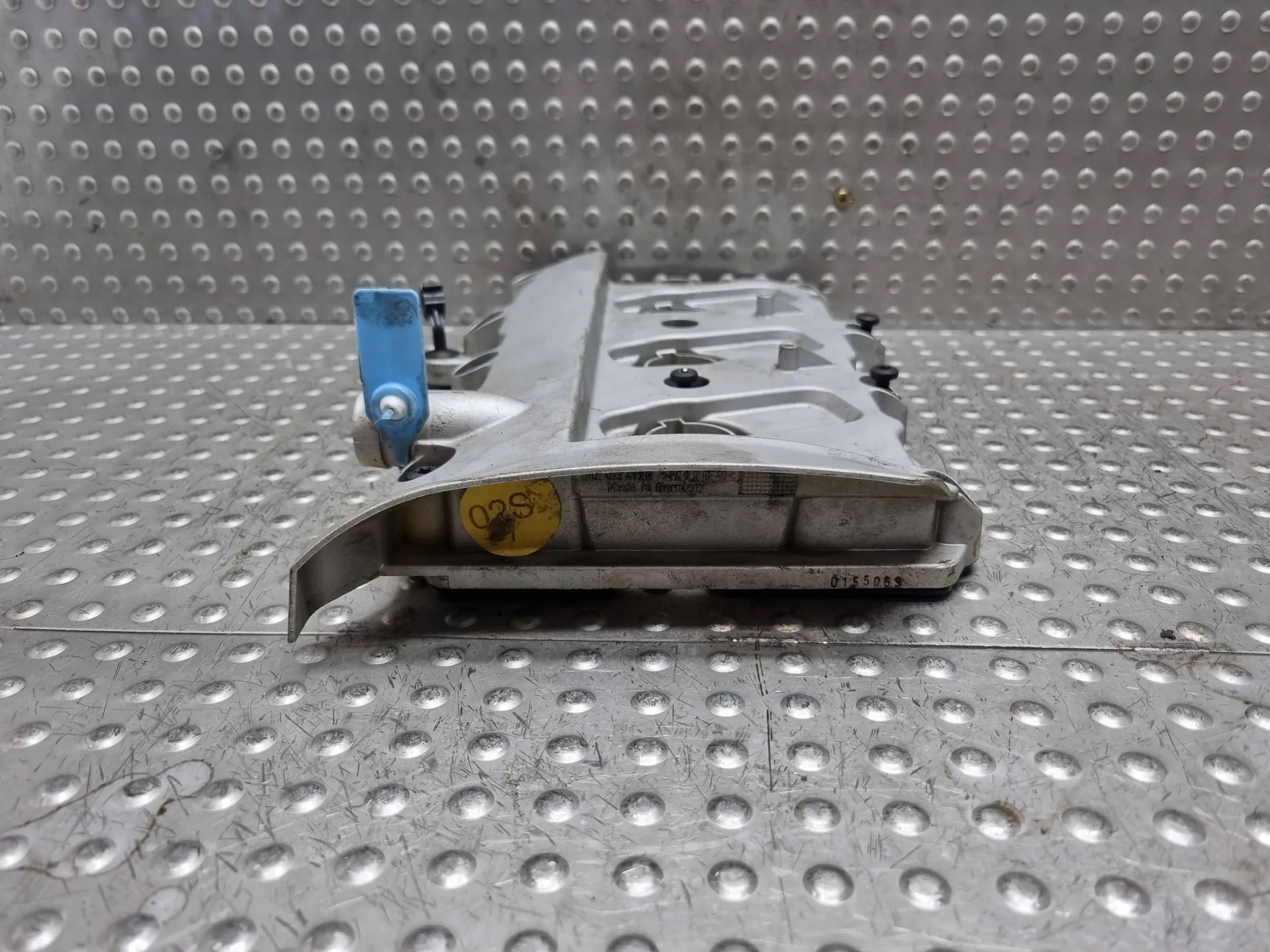 ABDECKUNG DER VENTILE 06E103472G AUDI A6 C6 3.2 FSI