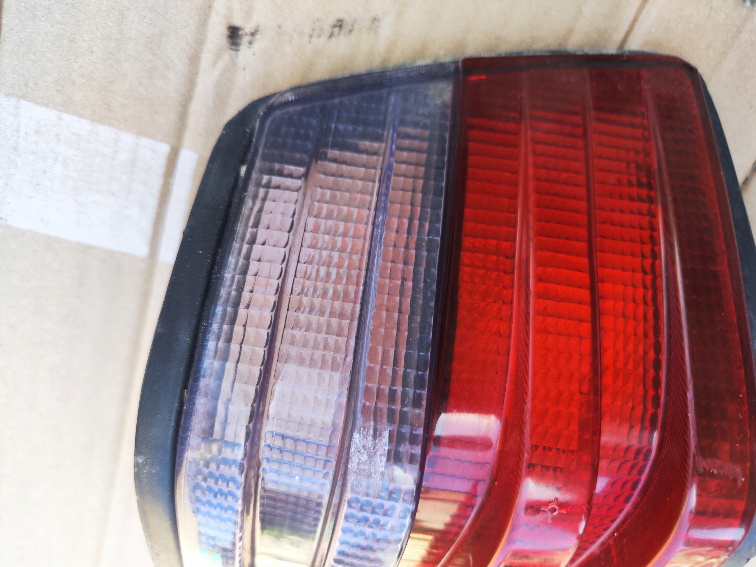 mercedes w124 sedan light rear part rear e klasa right