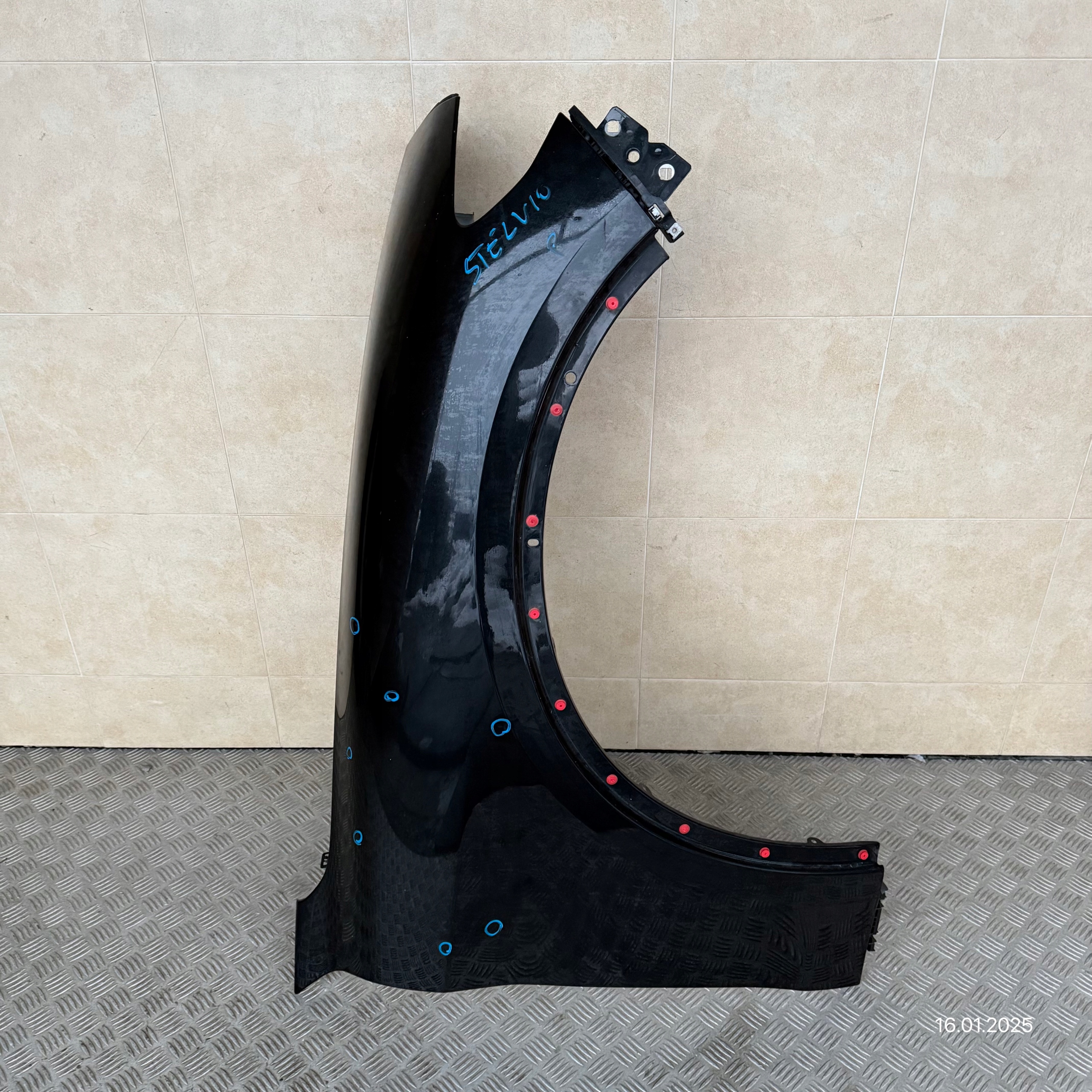 fender front right ALFA ROMEO STELVIO 2017 ROK
