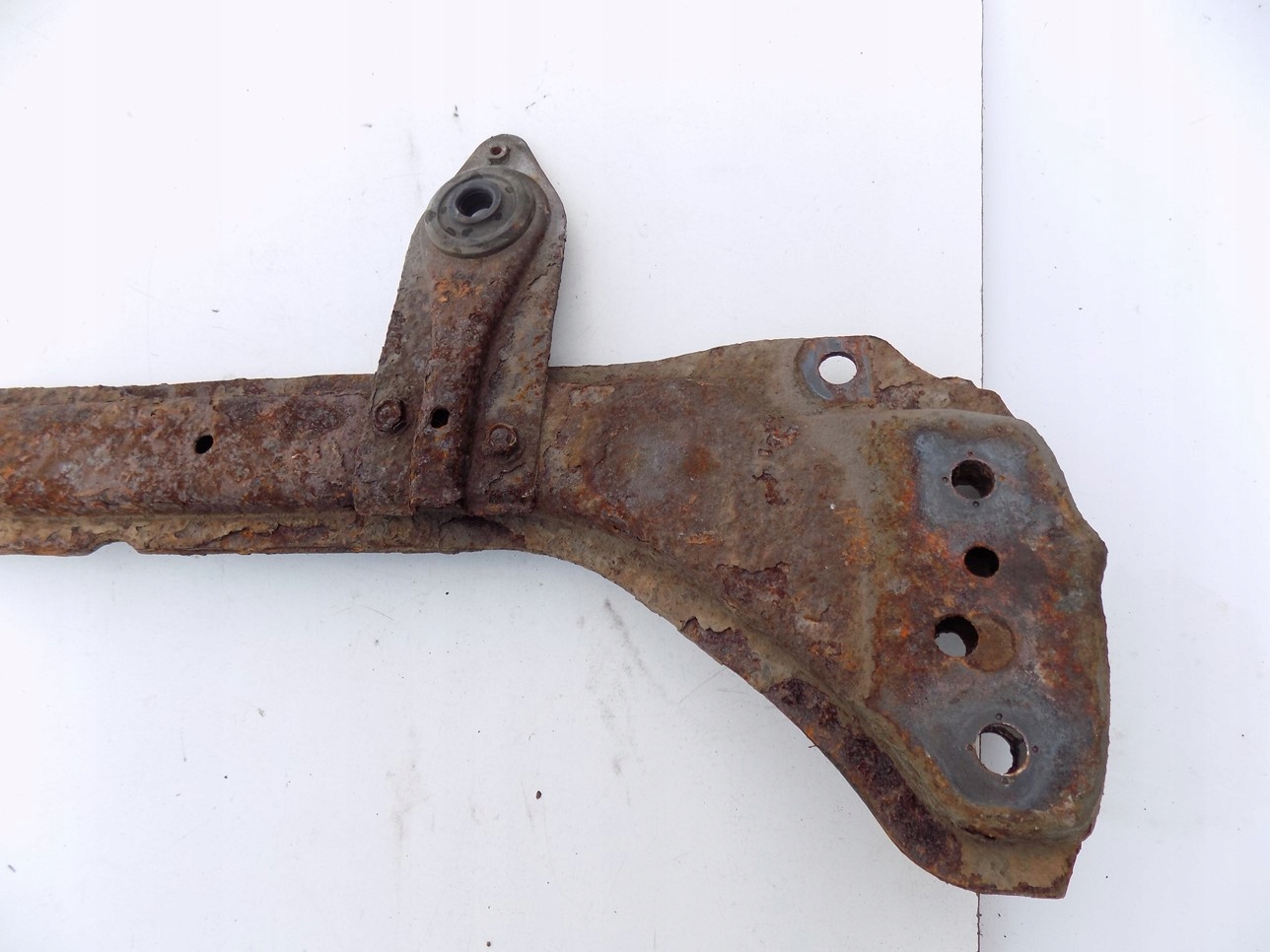radiator stiffener SUZUKI SX4