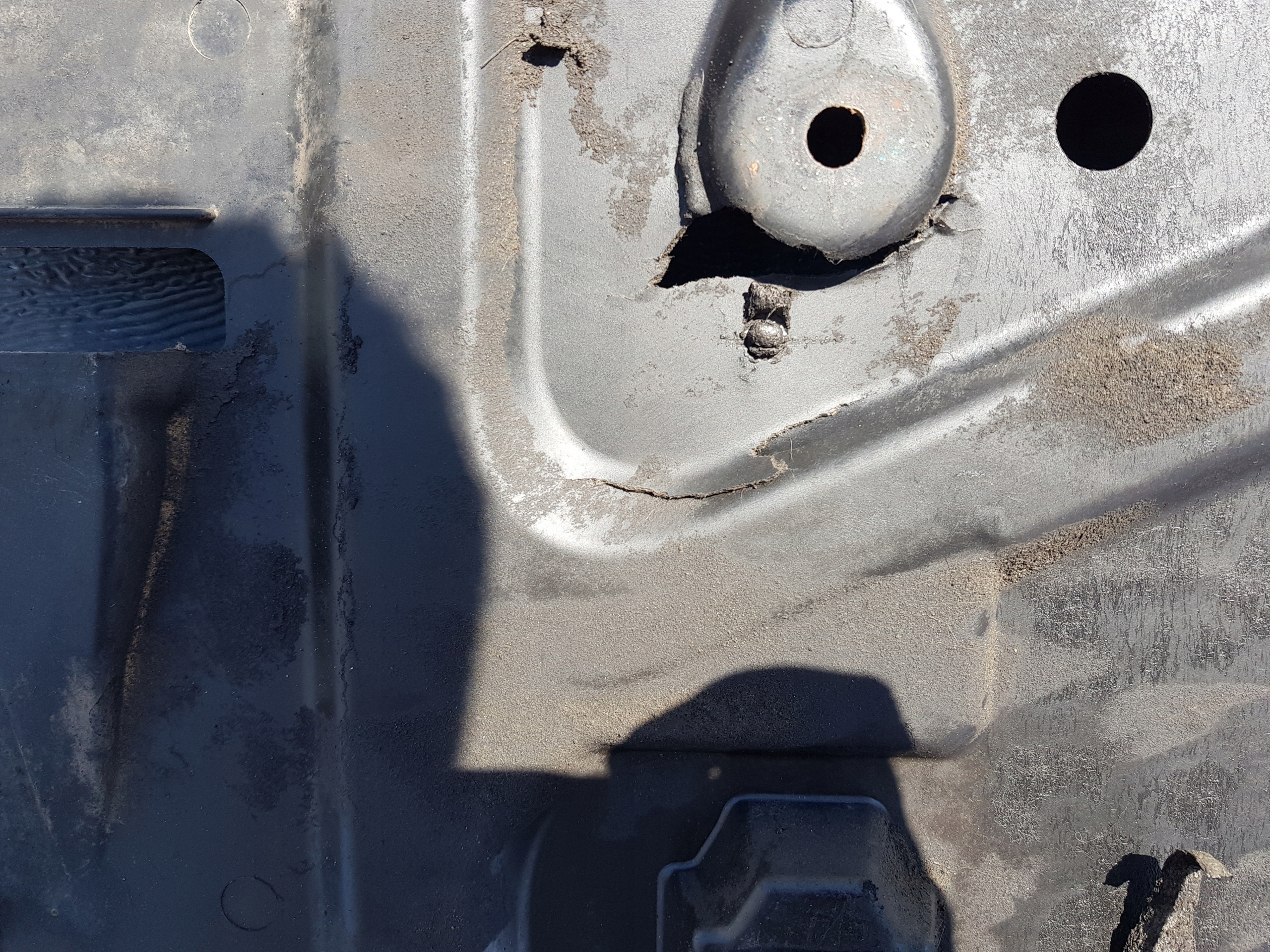 cover cover below engine MERCEDES R-KLASA W251