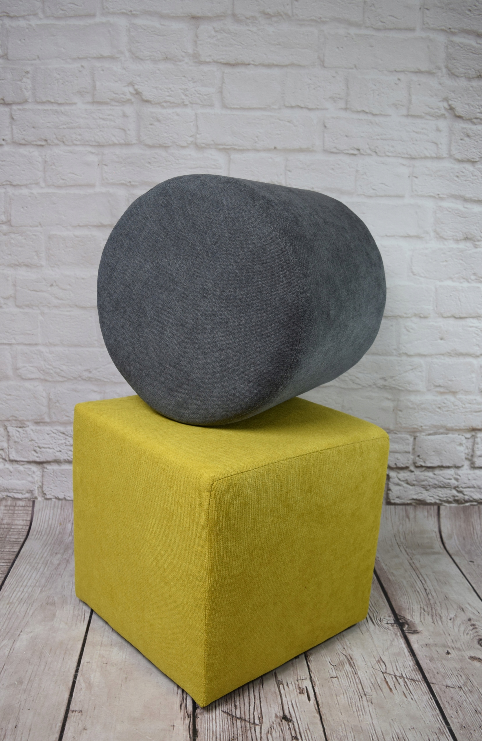 PUFA kwadratowa 40x40 RICO jodełka welur kolory Wysokość mebla 40 cm