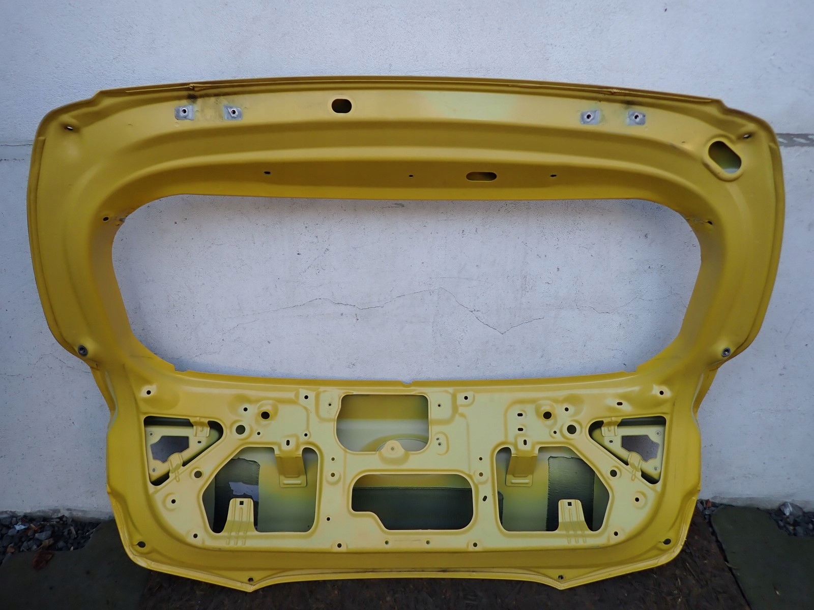 boot door cover boot KIA STONIC YB 2017-2020R 73700H8400