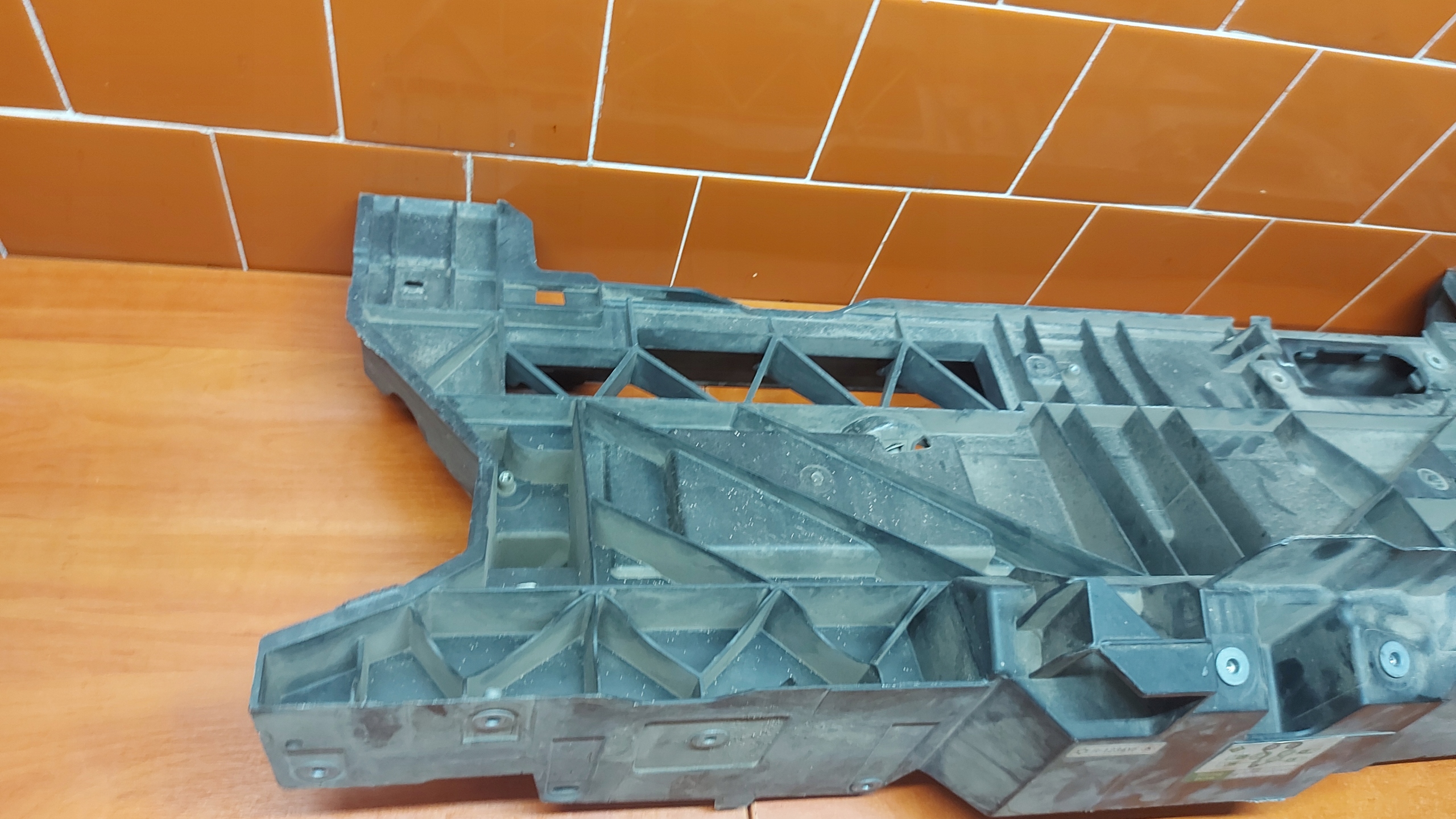 Armature Avant Traverse Console TOYOTA PROACE JUMPY EXPERT 16