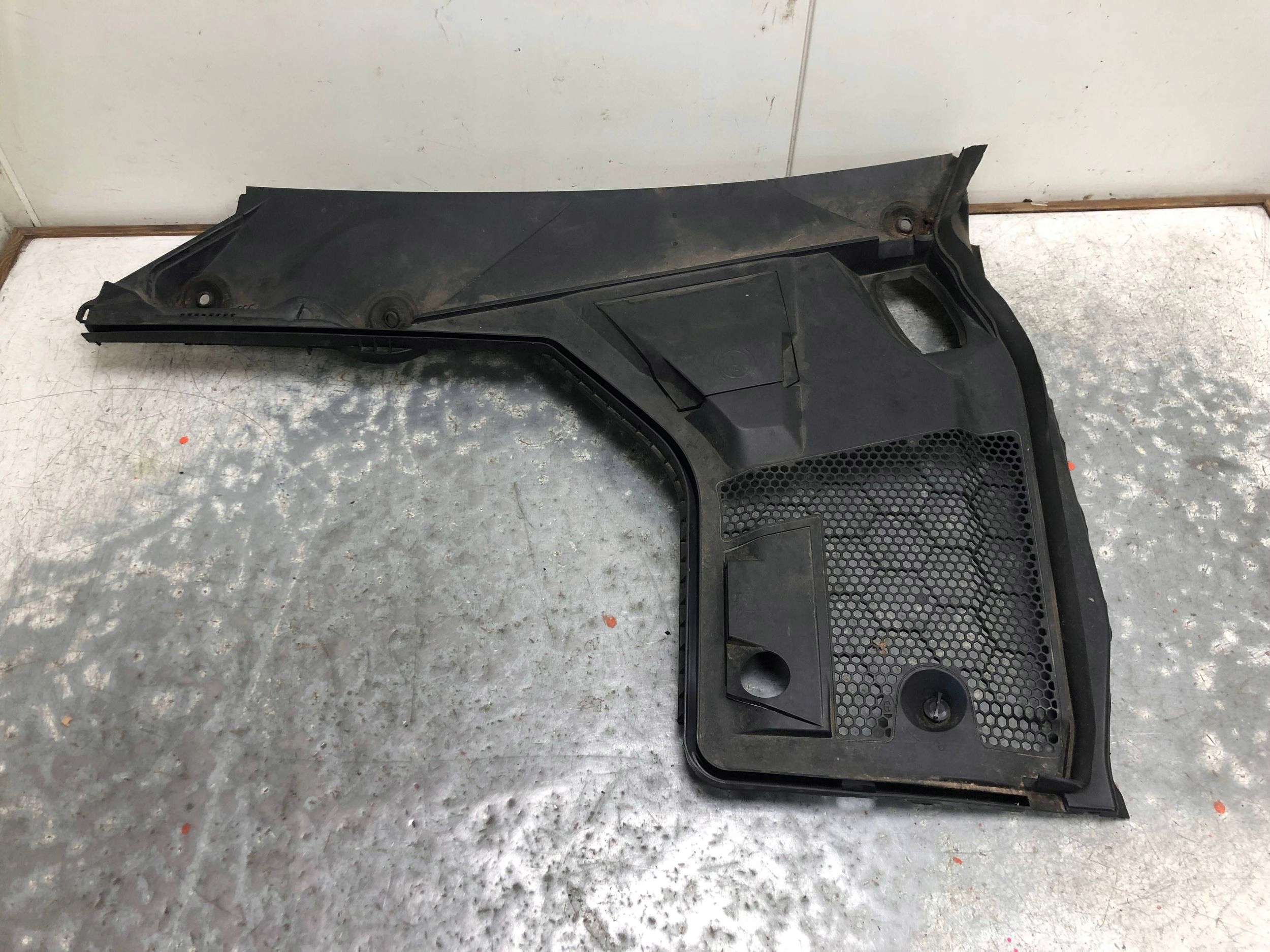 torpedo left MERCEDES W205 A2058308902