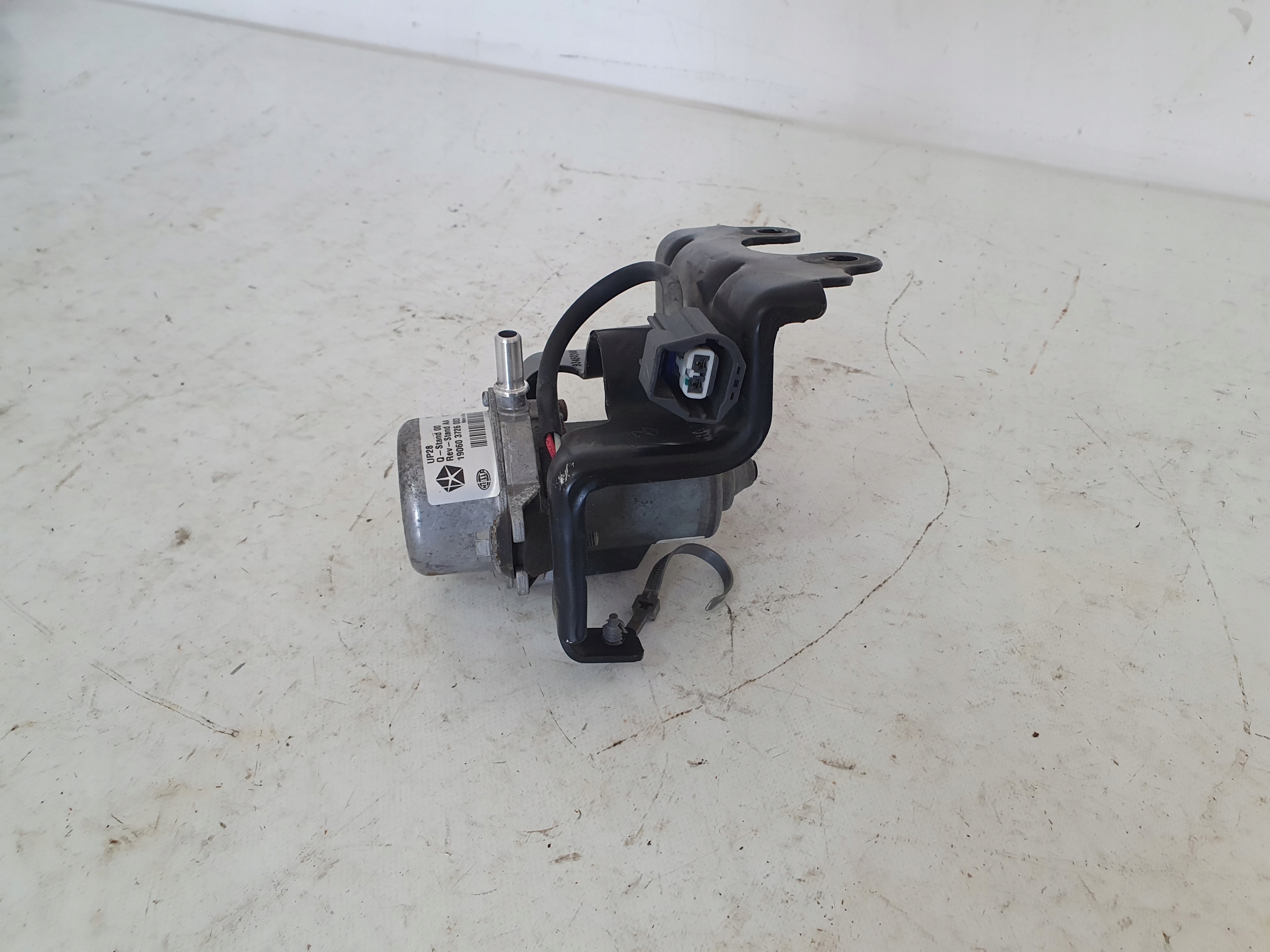 DODGE CHALLENGER 15- 3.6 Pompa VACUM 04581485AD