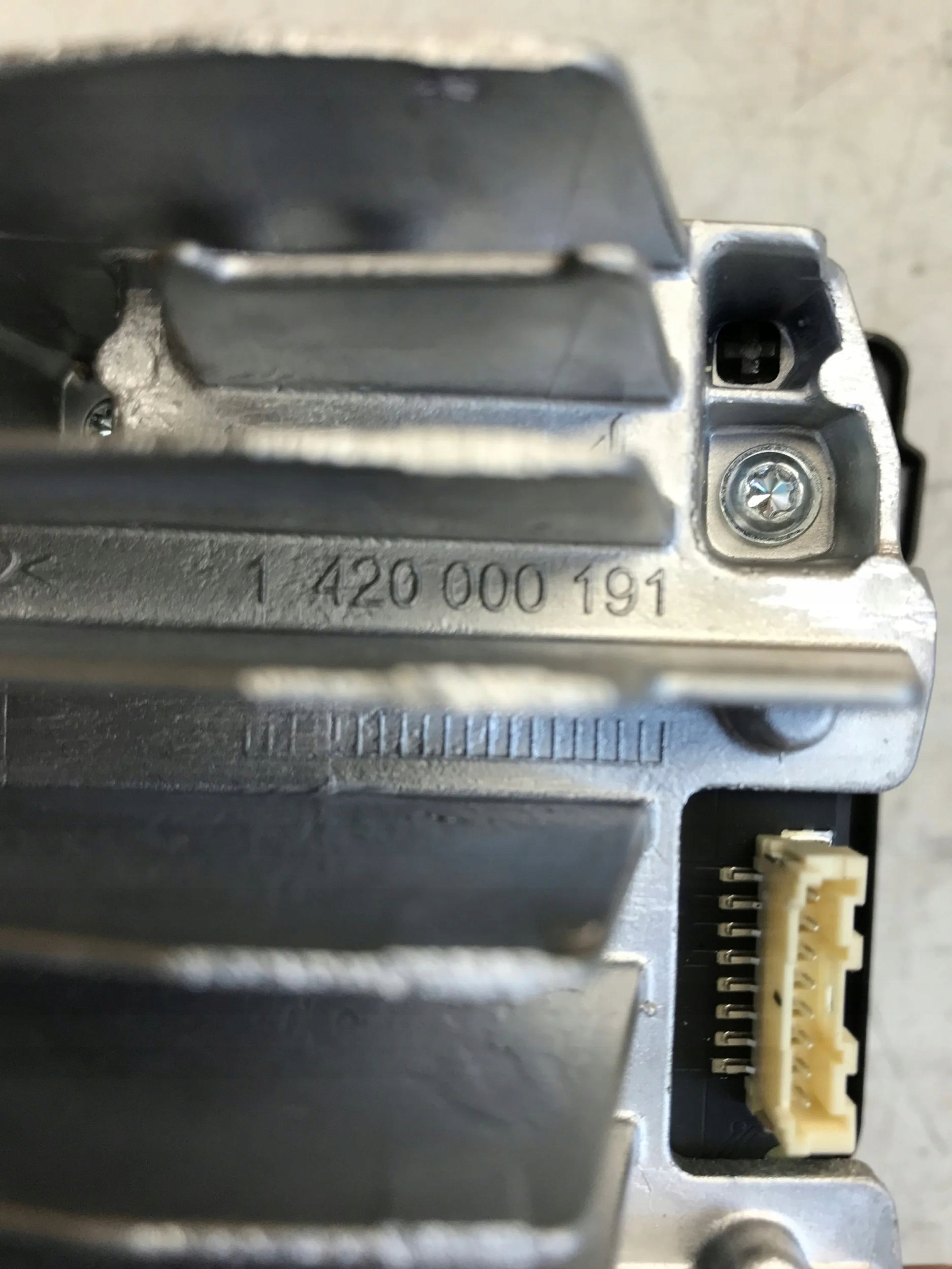 AUDI R8 PLUS 4S Licht vorne Linse LED 1420000191