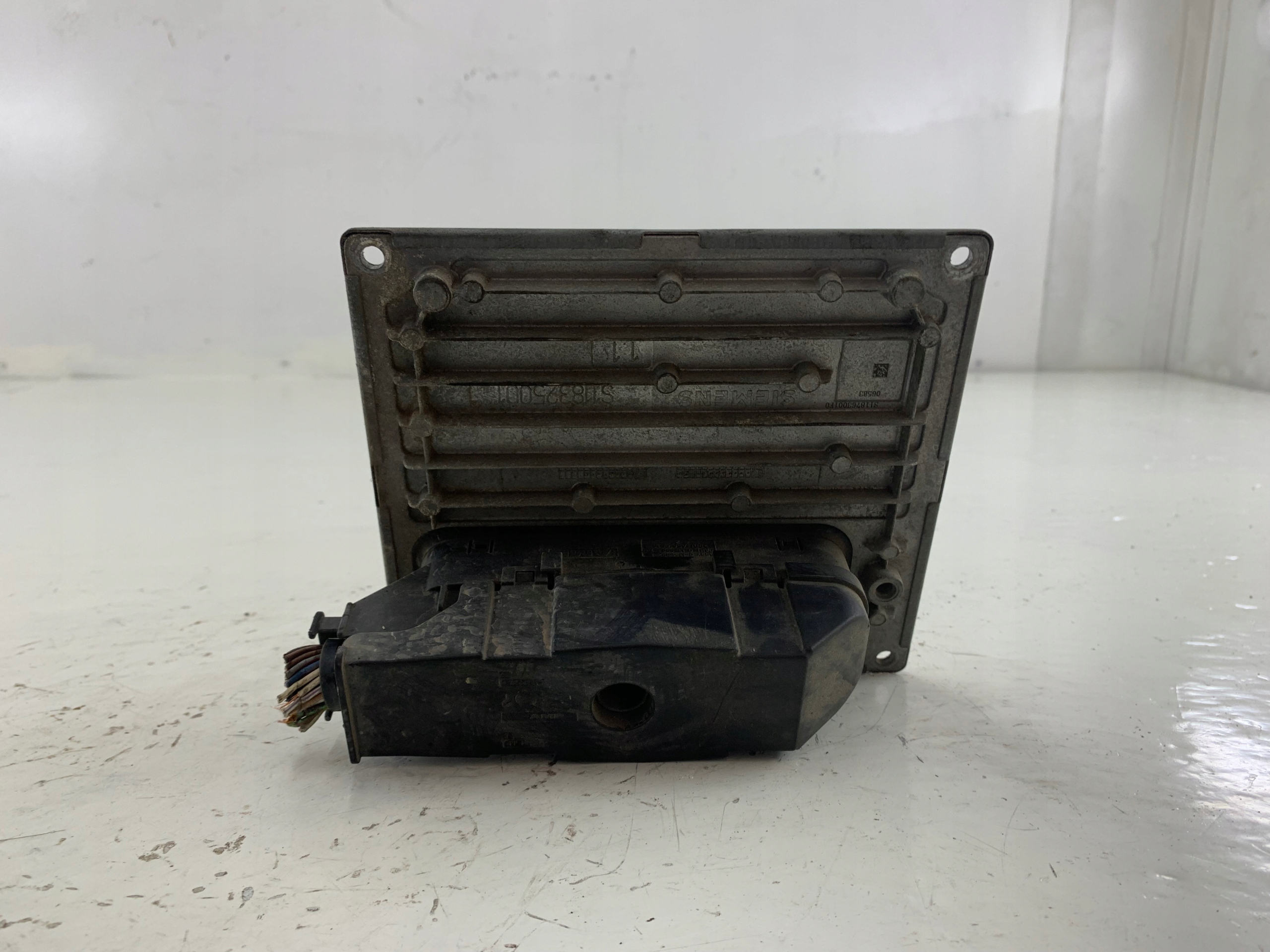 FORD FIESTA MK6 1.3 unité de commande électronique uce moteur 2S6A12A650NC