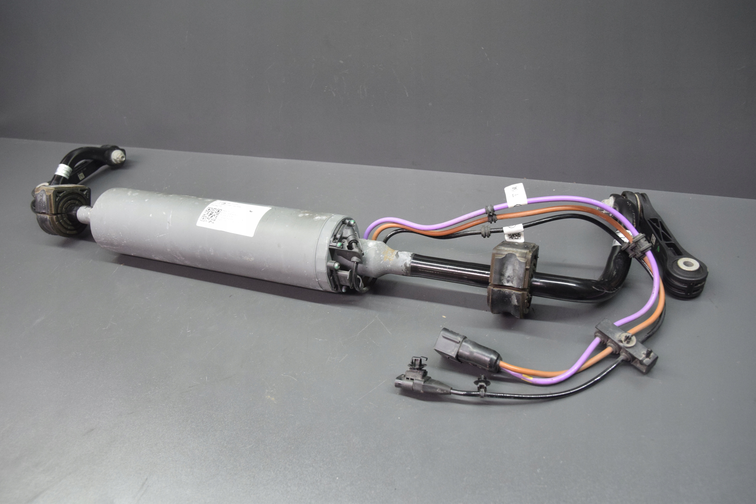 AKTYWNY STABILIZATOR heck BMW 7 G70