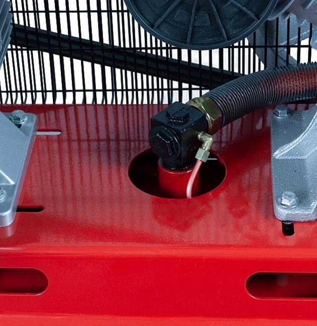 Kompresor olejowy Kupczyk KKT 1600/300 Pojemność zbiornika 300 l