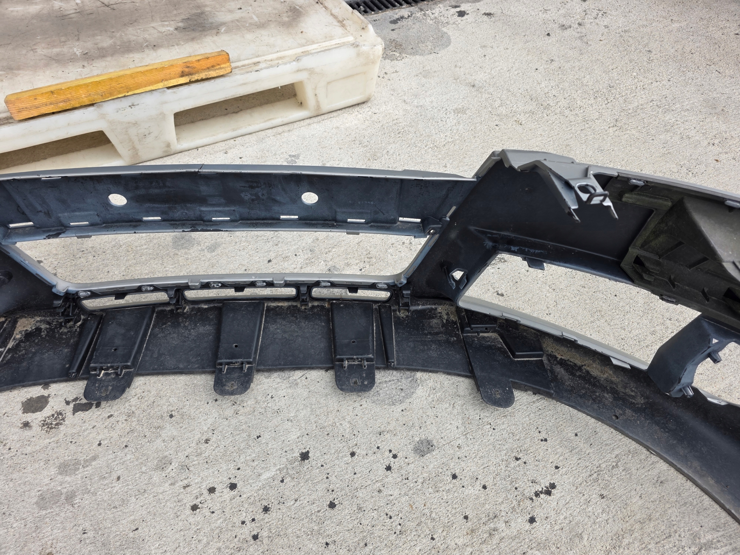 bumper front AUDI TT 8J S LINE *2* original !!!