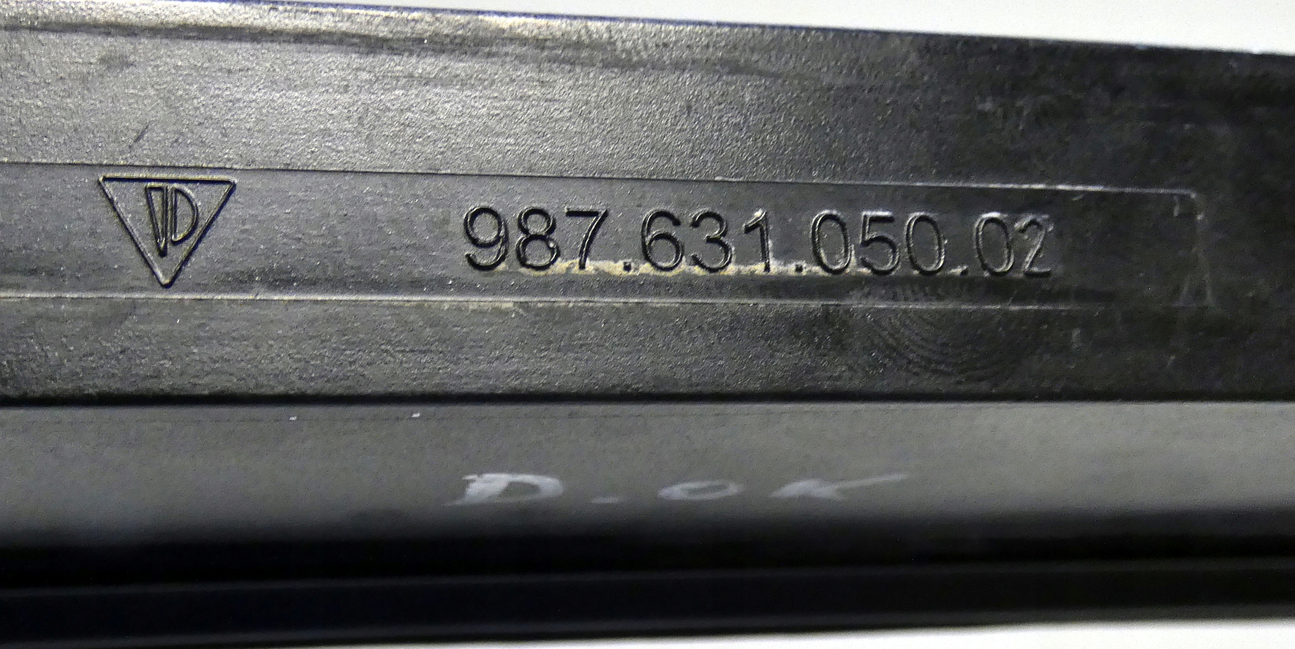 PORSCHE BOXSTER CAYMAN 98763105002 light STOPU light