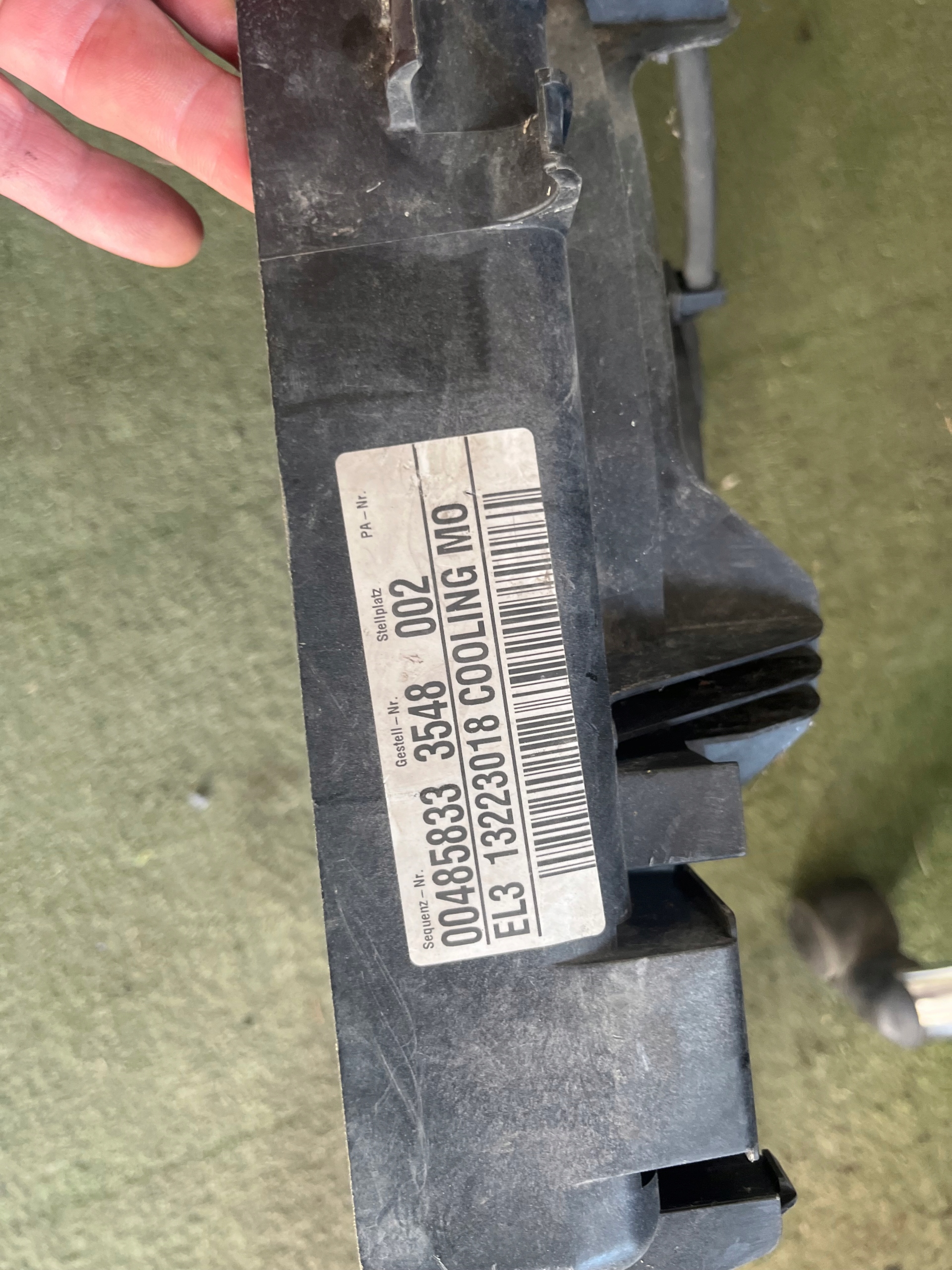 WENTYLATOR OPEL INSIGNIA 2.0CDTI 13223018 Typ samochodu Samochody osobowe