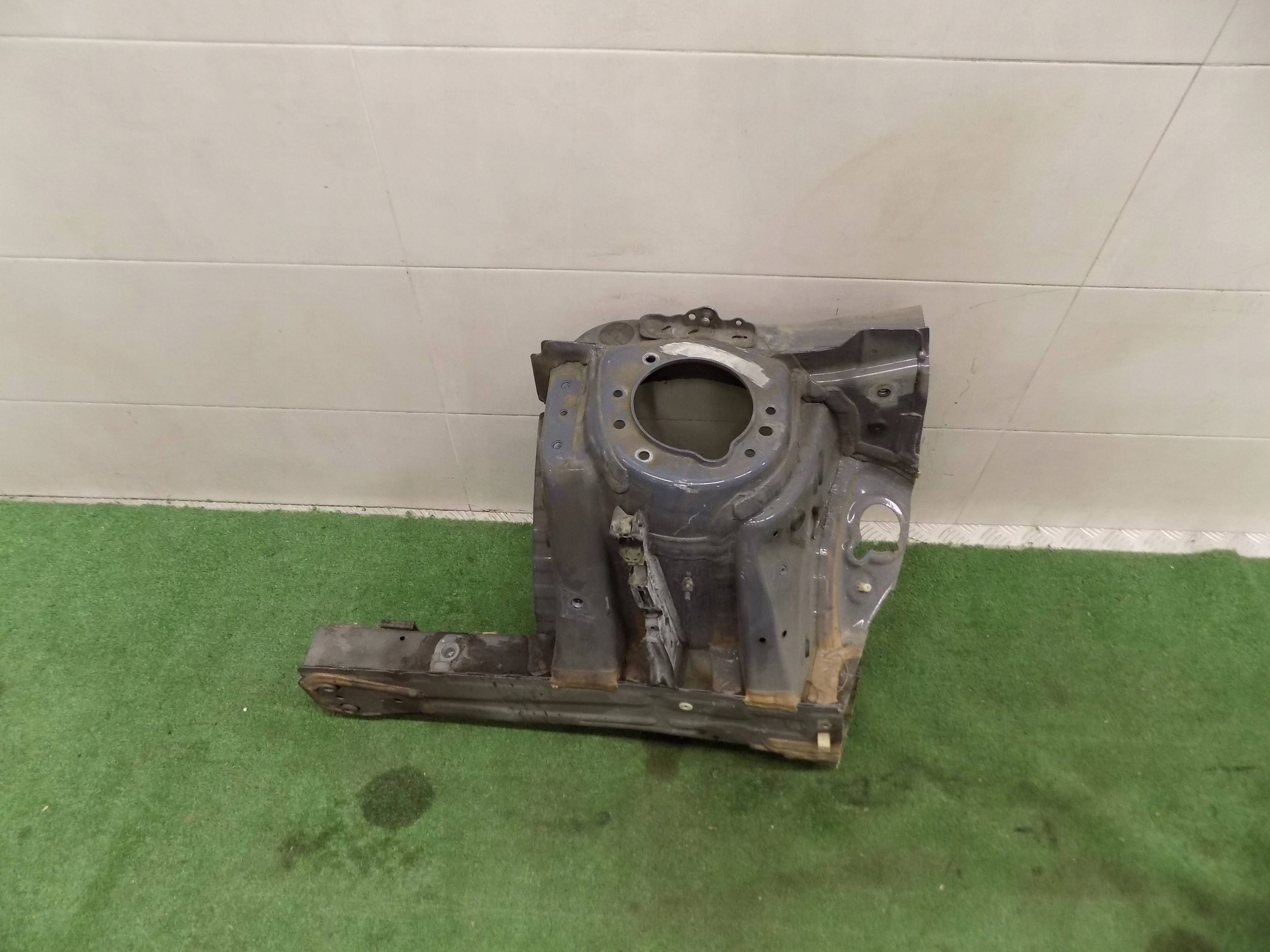 BMW 1 F40 quarter right front quarter placement C3N