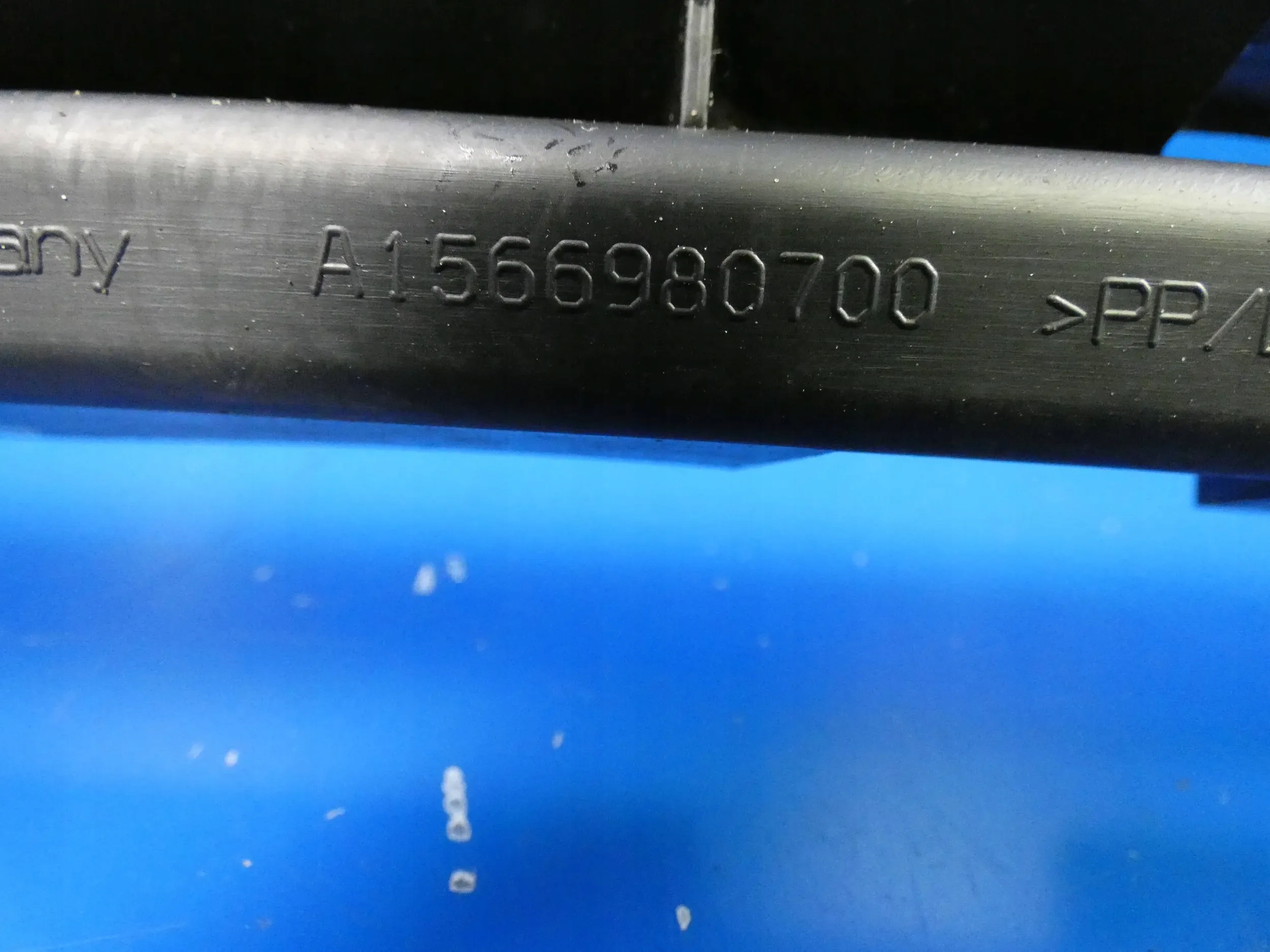 Mercedes GLA W156 X156 support mouldings PROGOWEJ left