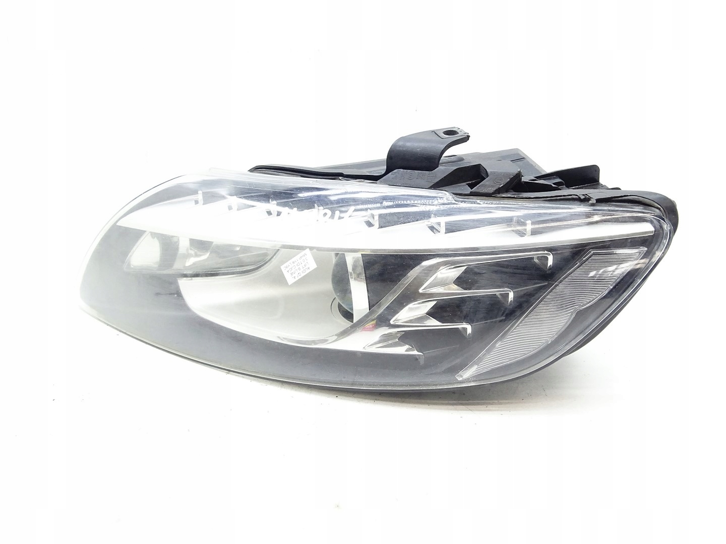 REFLEKTOR light left front front XENON LED AUDI Q7 4L and LIFT 4L0941003AG
