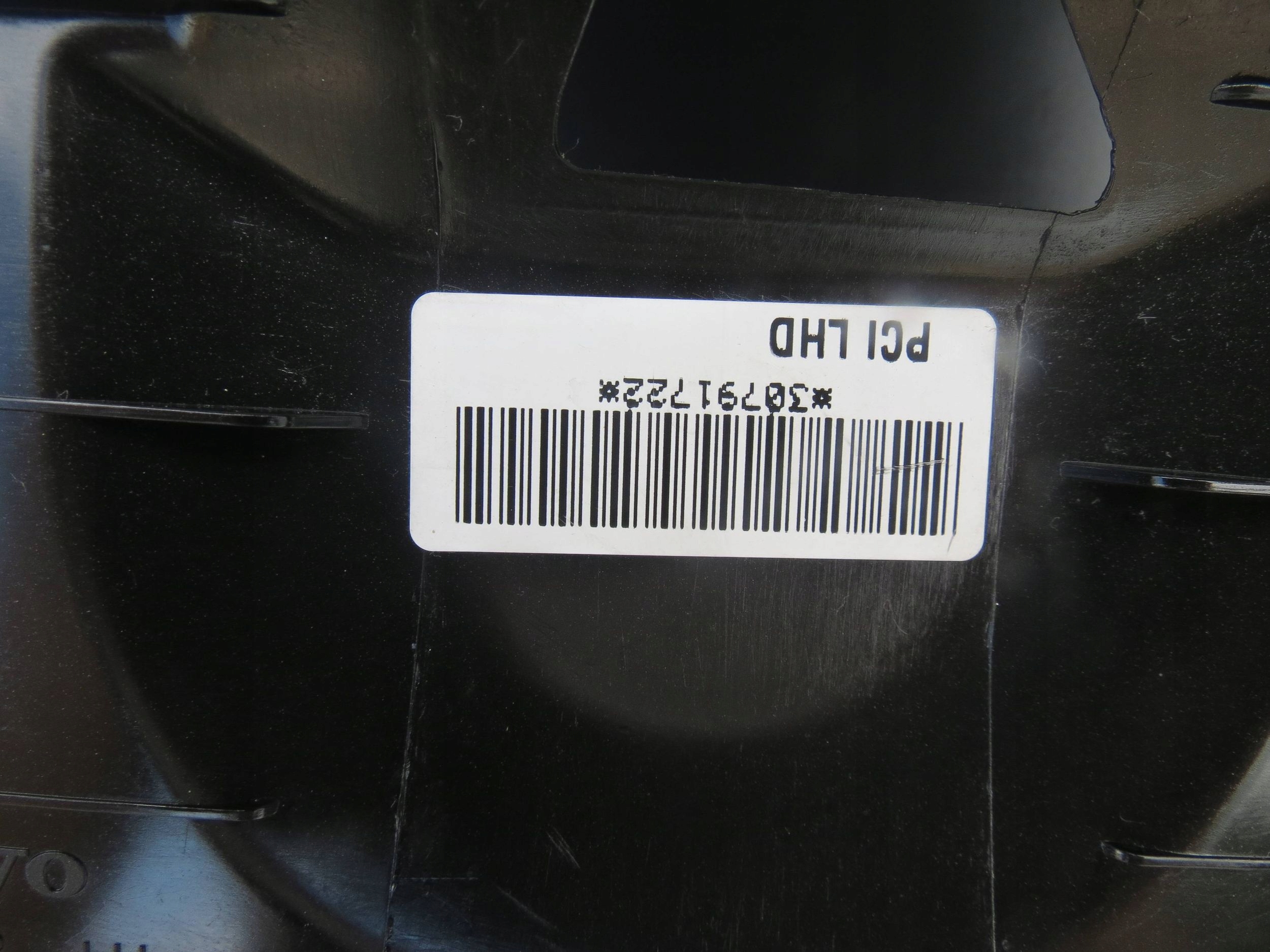 frame consoles PANELU VOLVO V60 08648778